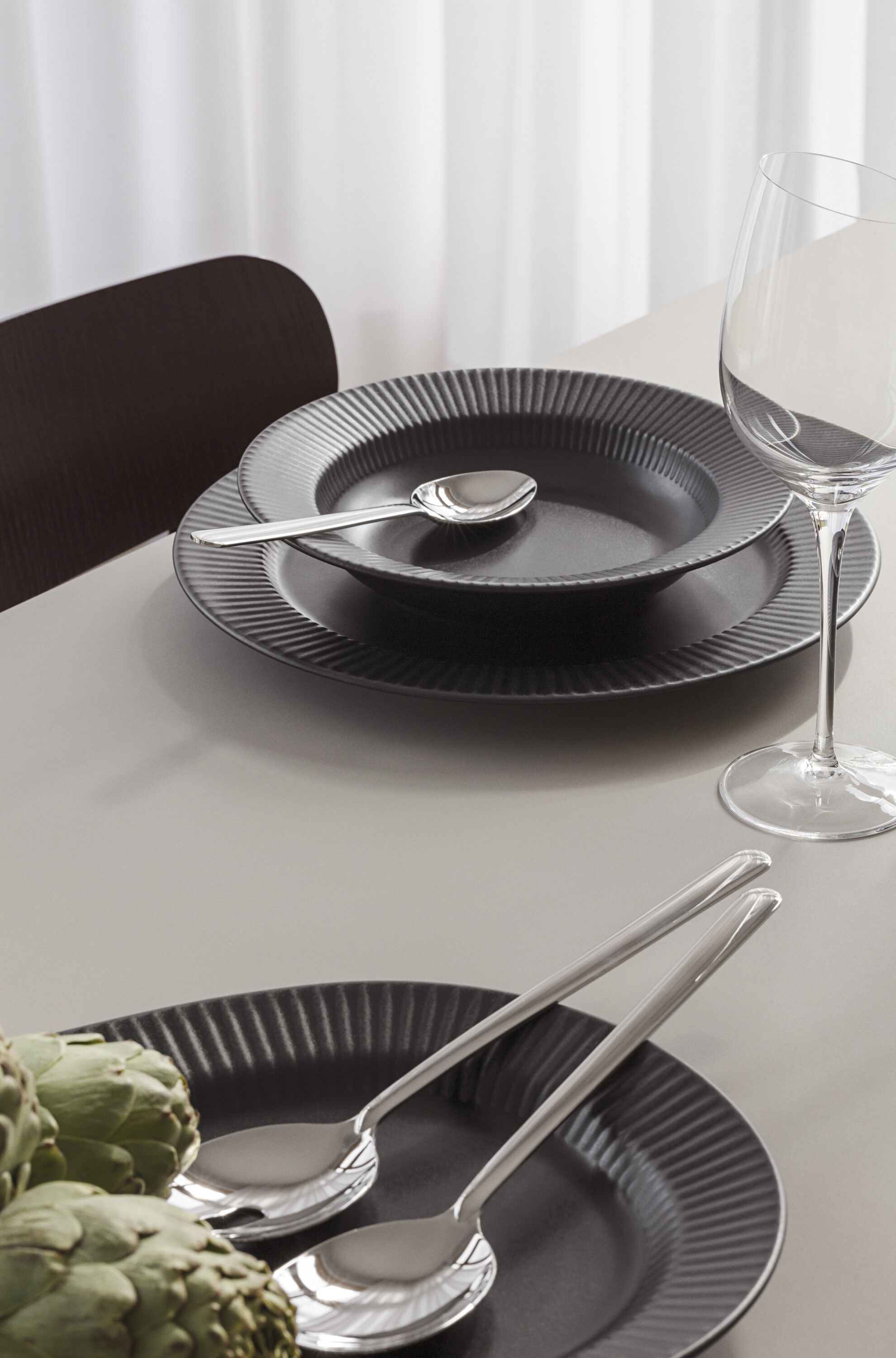 Legio Nova Middagstallerken 28 cm Black