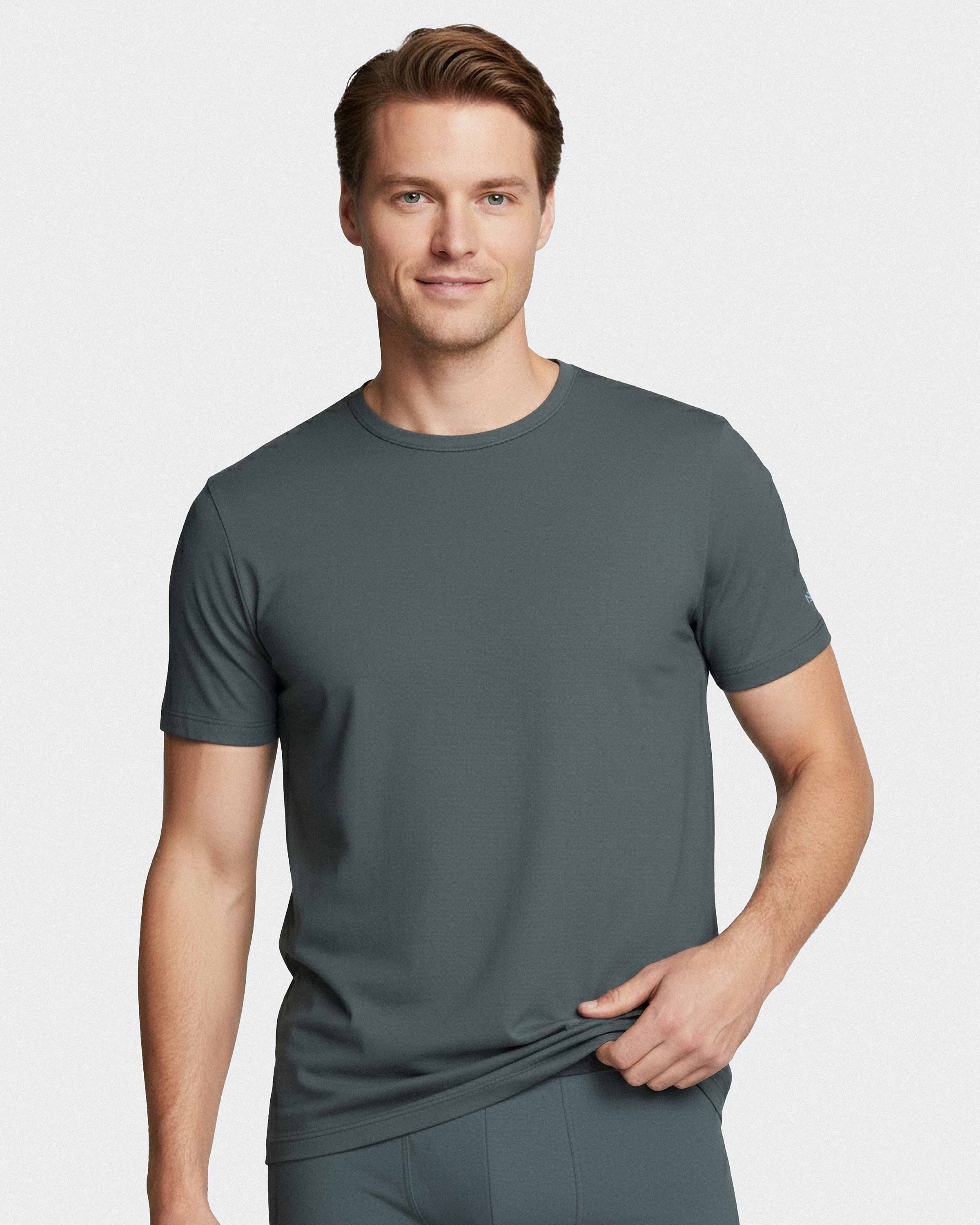 T-shirt med rund hals og korte &aelig;rmer