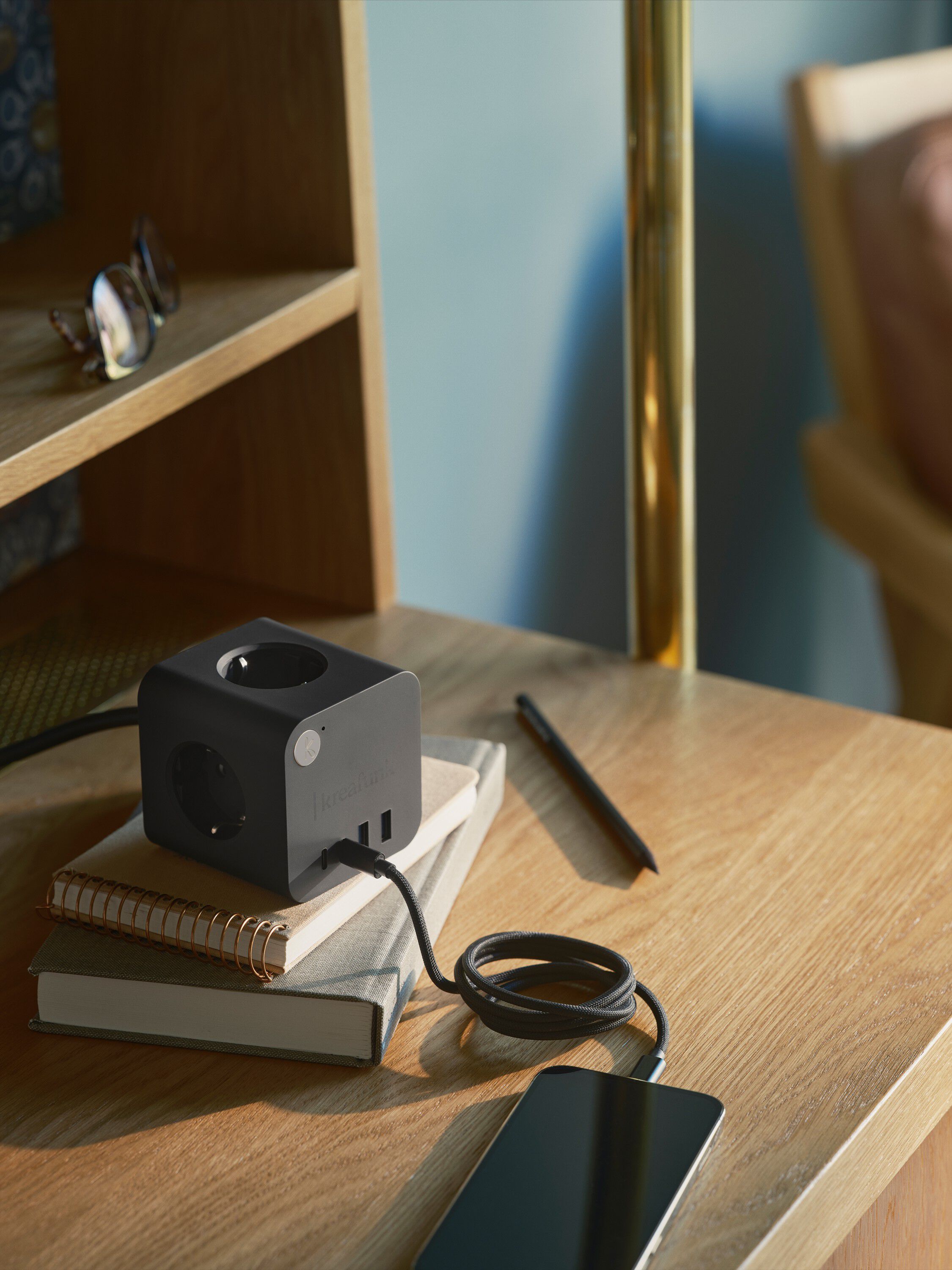 Ampie wired Kraftverk med flere stikkontakter