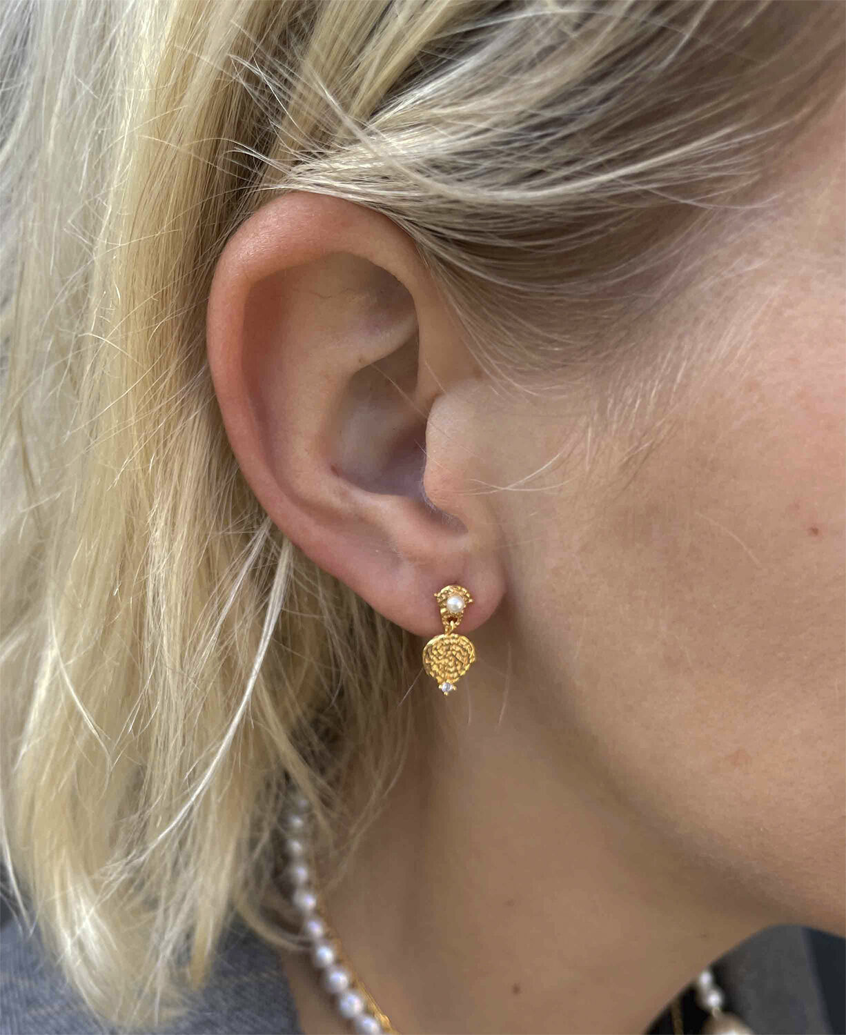 Josephine pearl &oslash;reringe