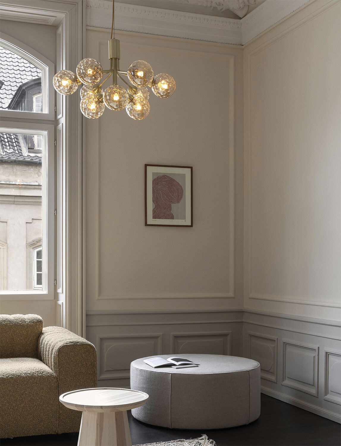 Apiales 9, brushed brass / optic gold