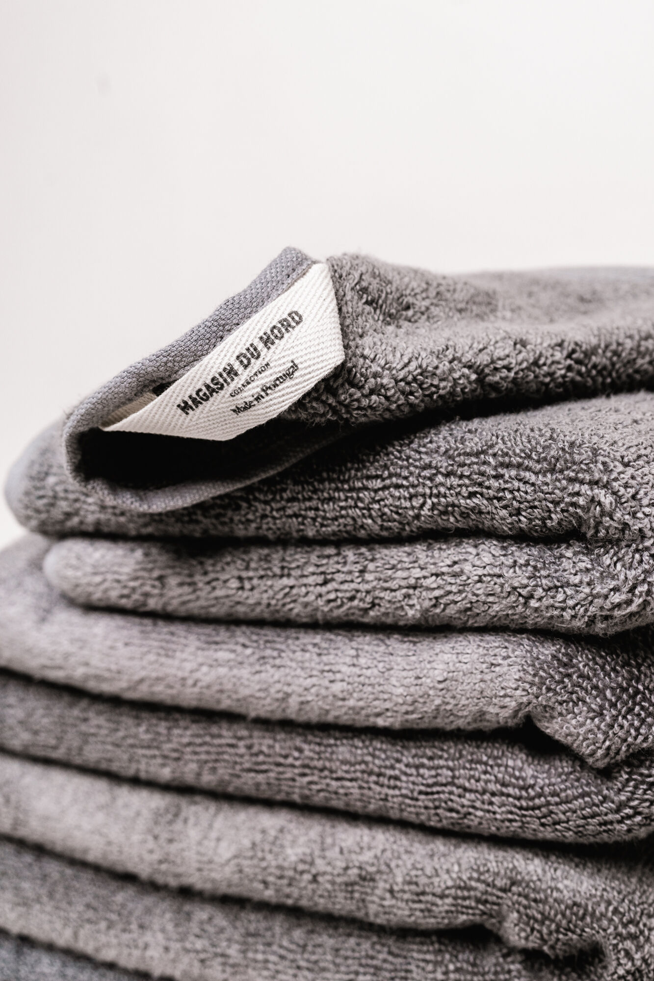 Hotel & spa h&aring;ndkl&aelig;de steeple grey