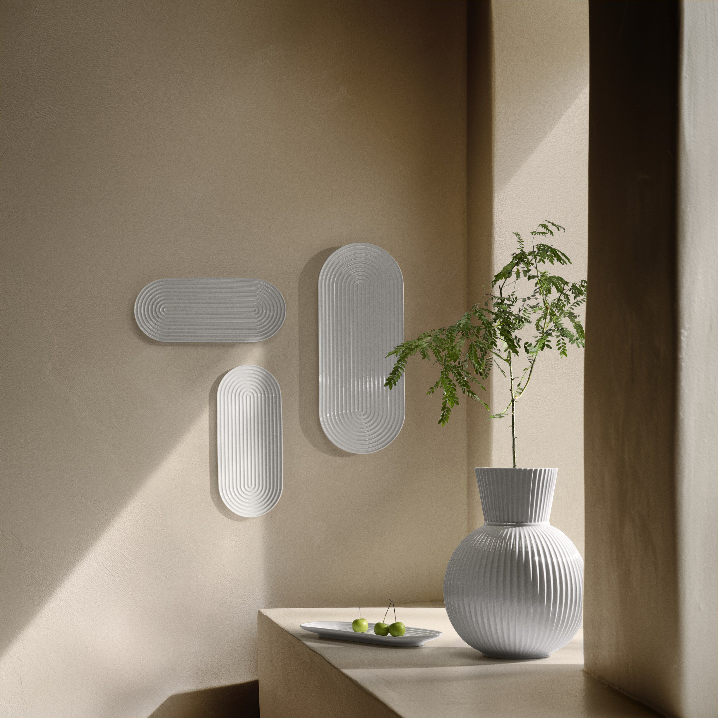 Lyngby Tura Ovalt serveringsfad 34x14. 5 cm hvid