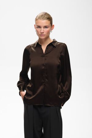 DavilaIW Premium Shirt