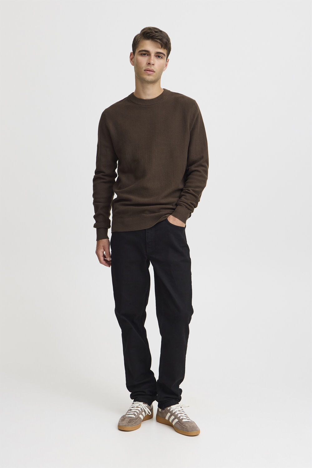 CFKARL 0160 structured crew neck kn