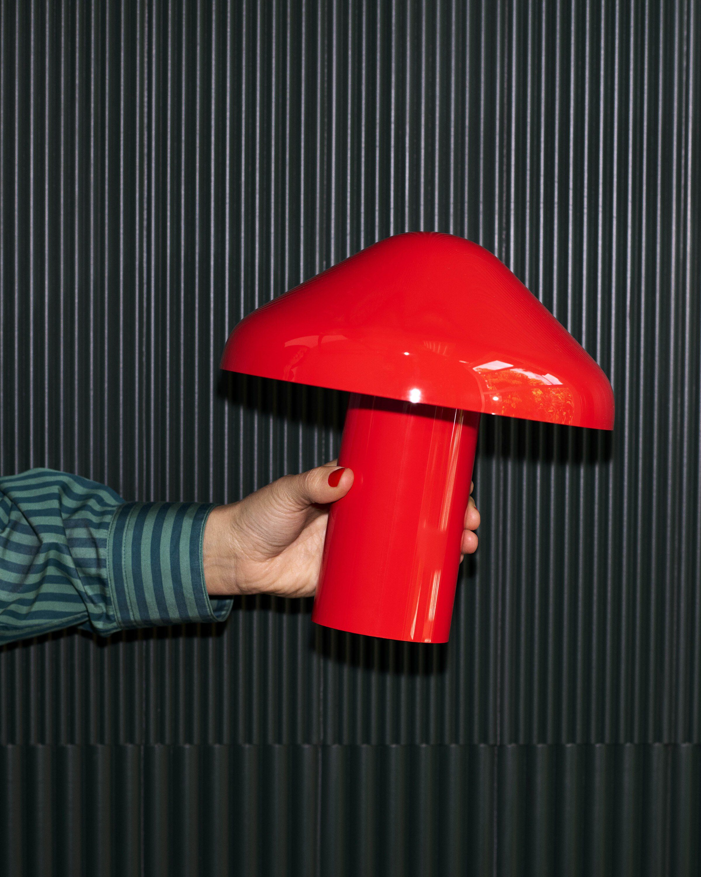 Pao Portable Lamp-Red