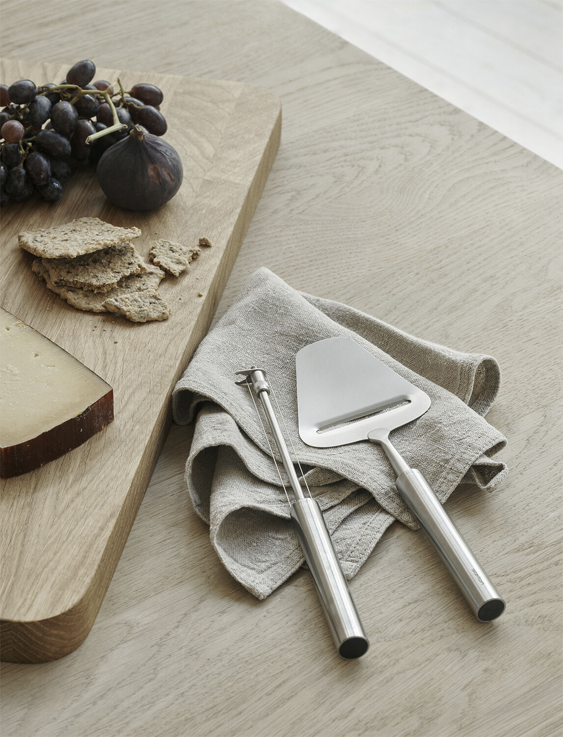 Original osteskj&aelig;rer steel