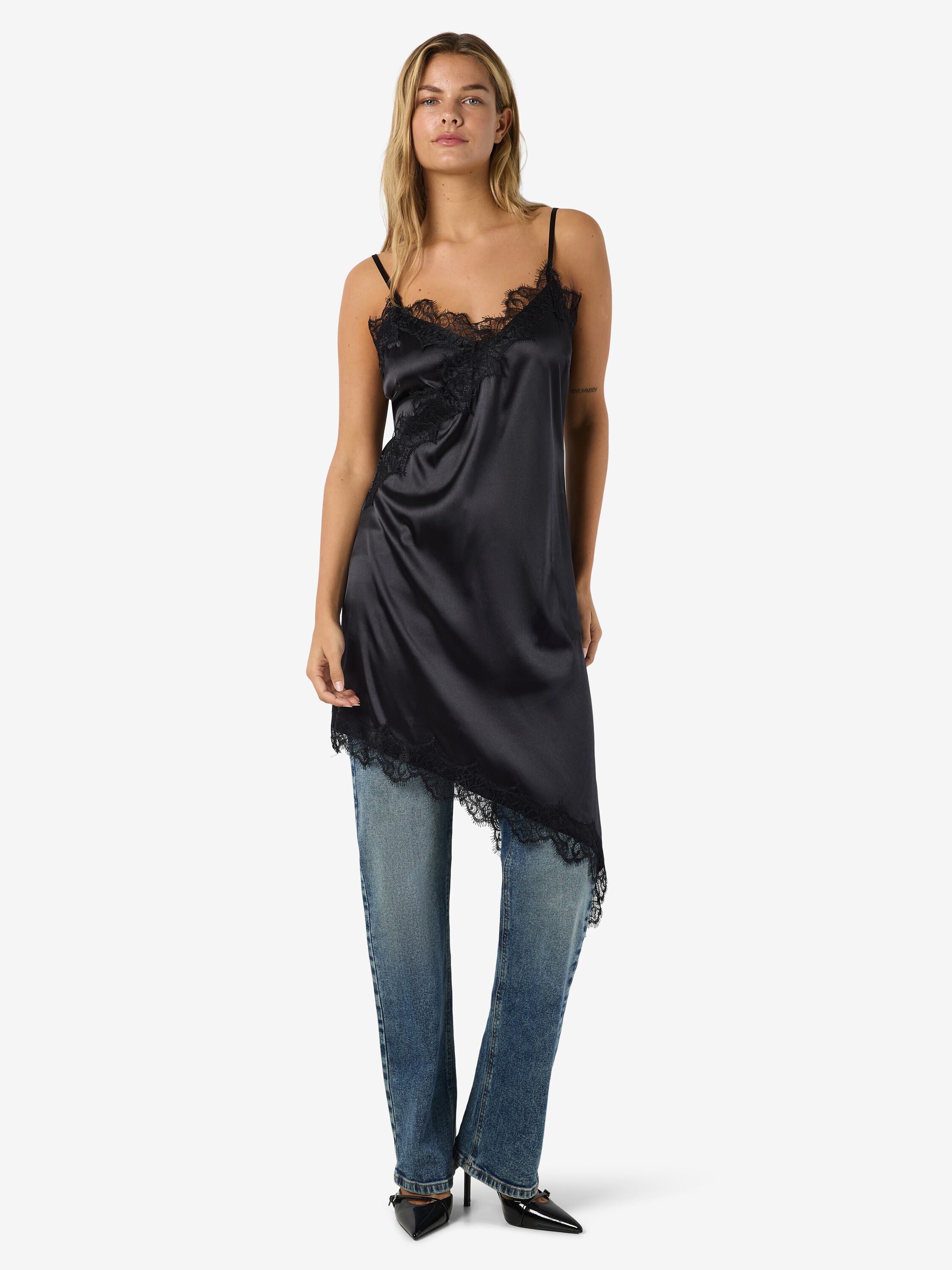 Nmsofie S/L satenglissekjole