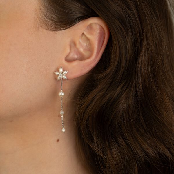 Pearl Signature Earhanger Long