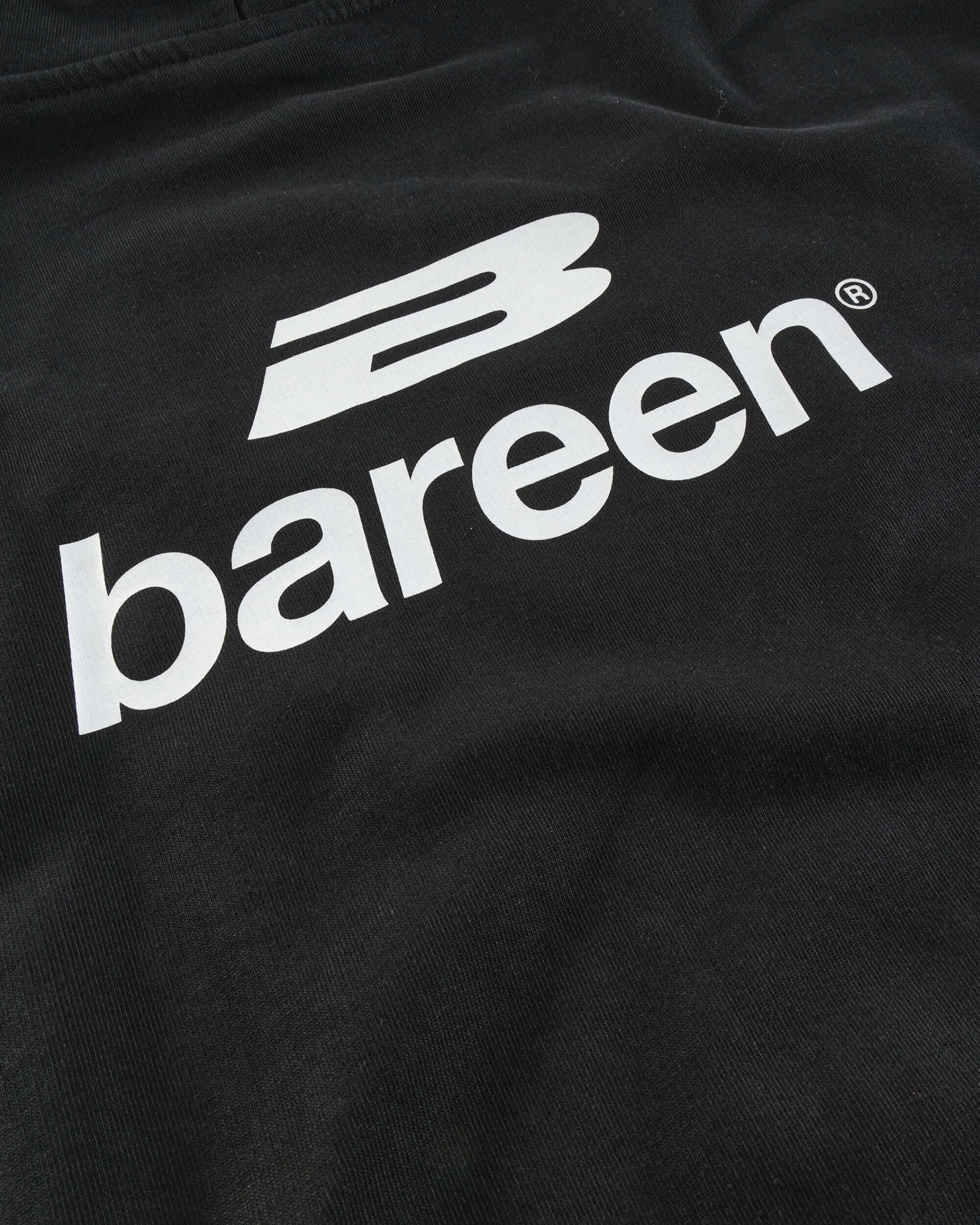 Oversized Hoodie Logo