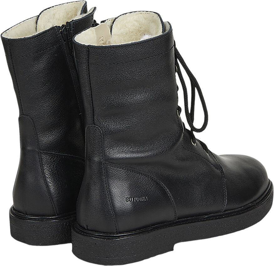 Sn&oslash;rest&oslash;vle med uldfoer, lynl&aring;s wid