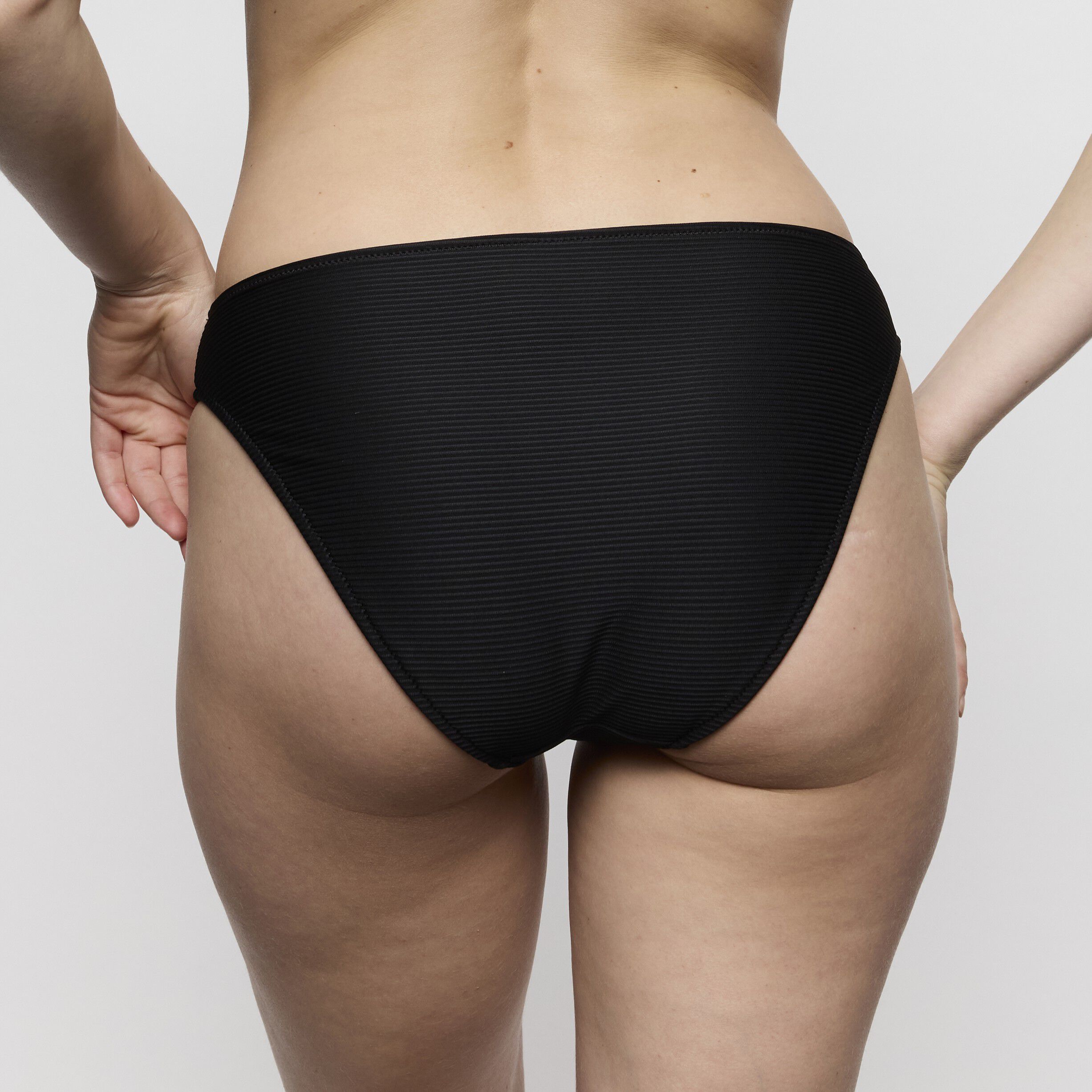 Cassie bikini briefs rio