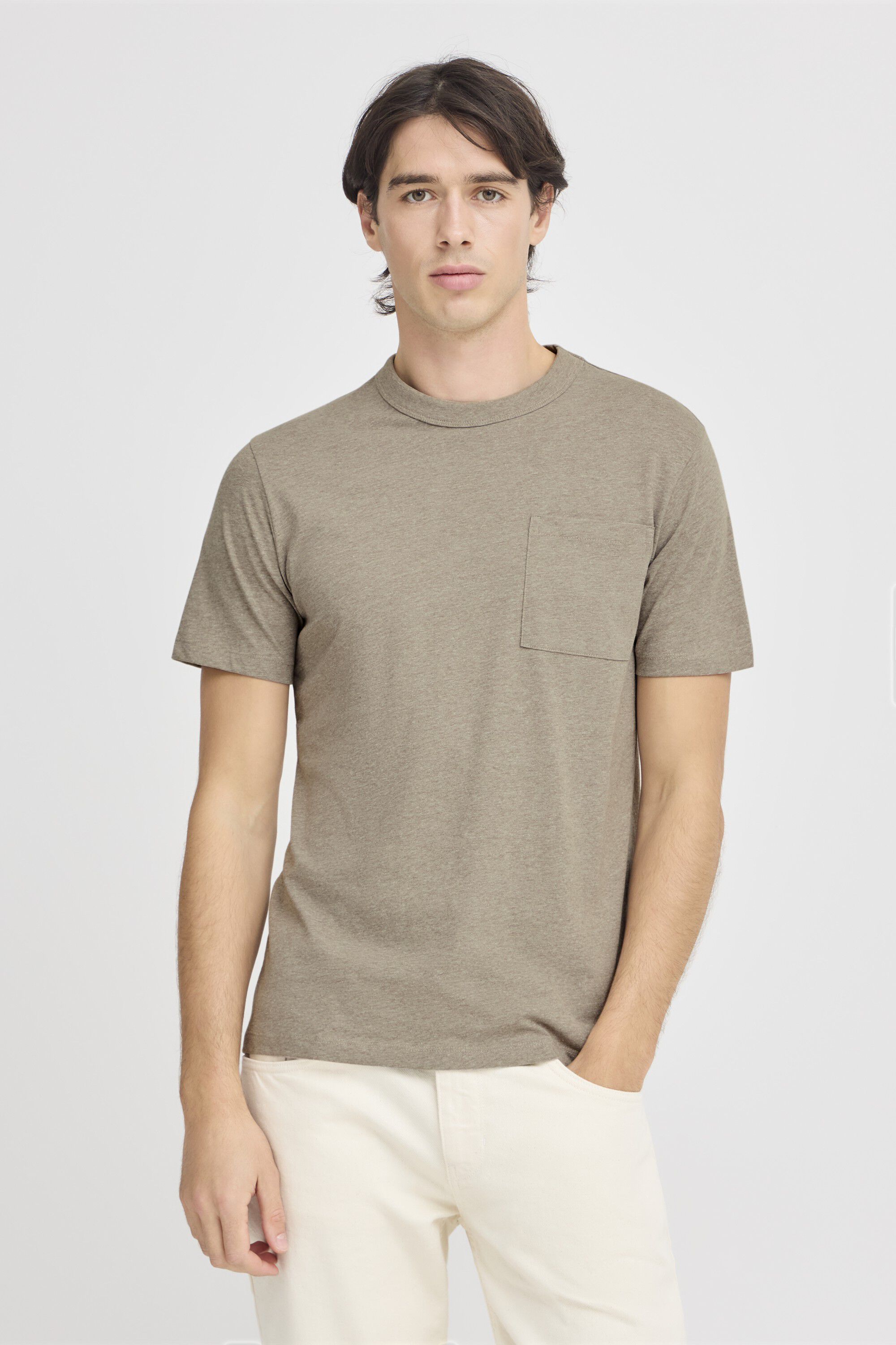 CFJASPER m&eacute;lange tee with chest poc