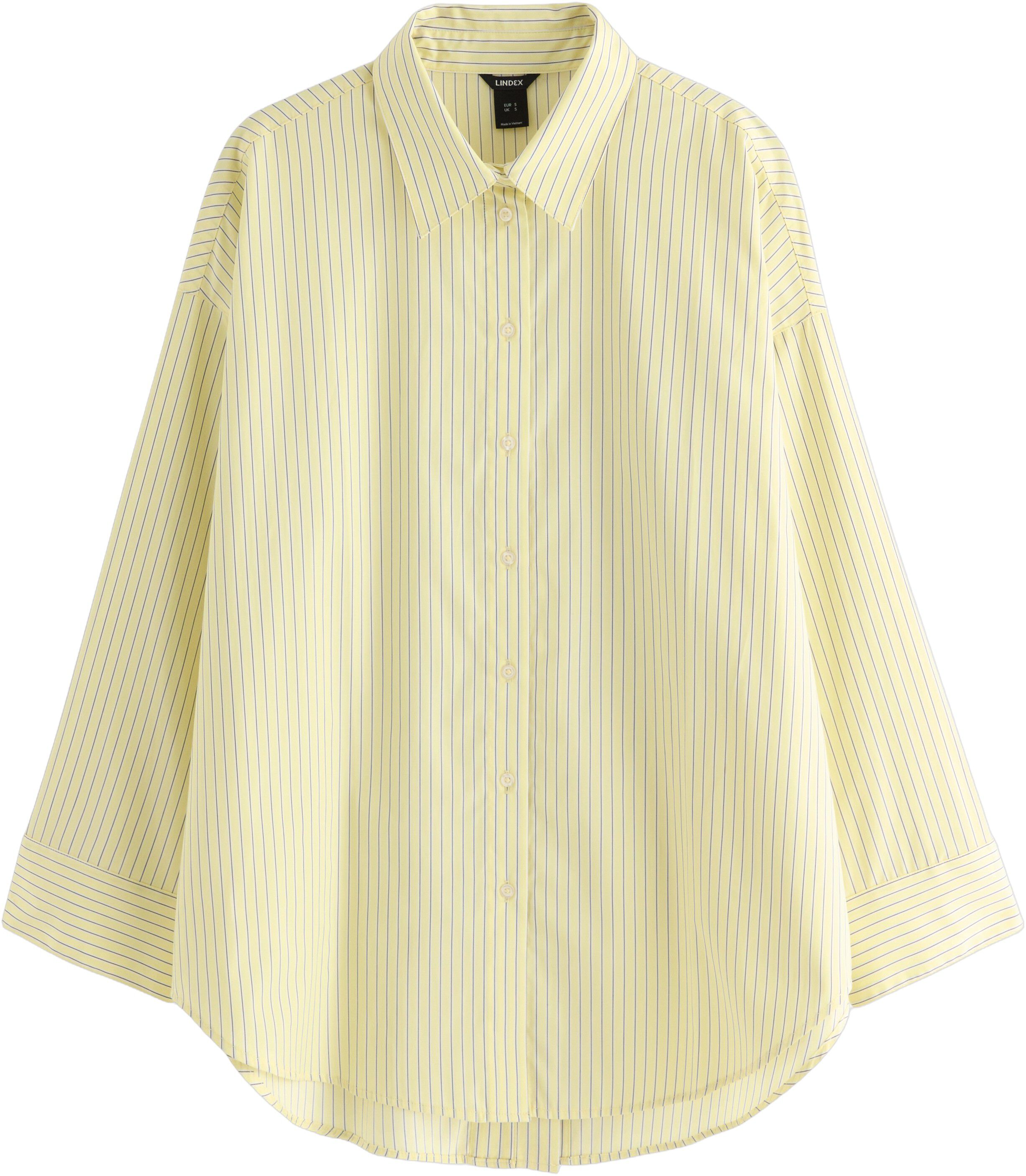 Shirt with long sleeves and an open