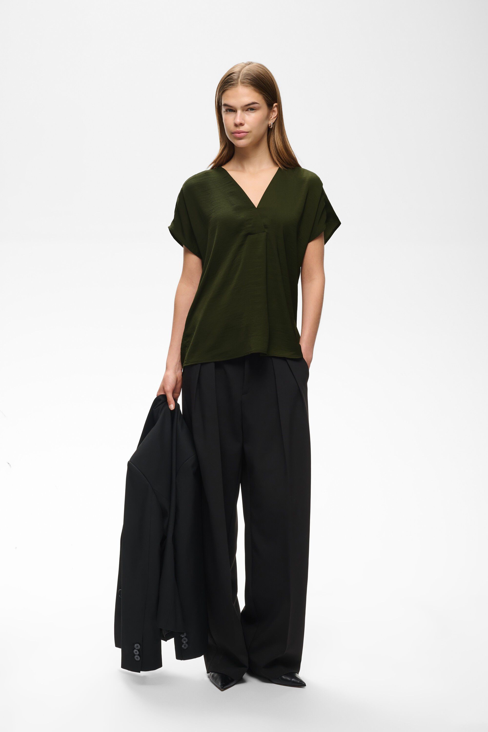 RindaIW Top