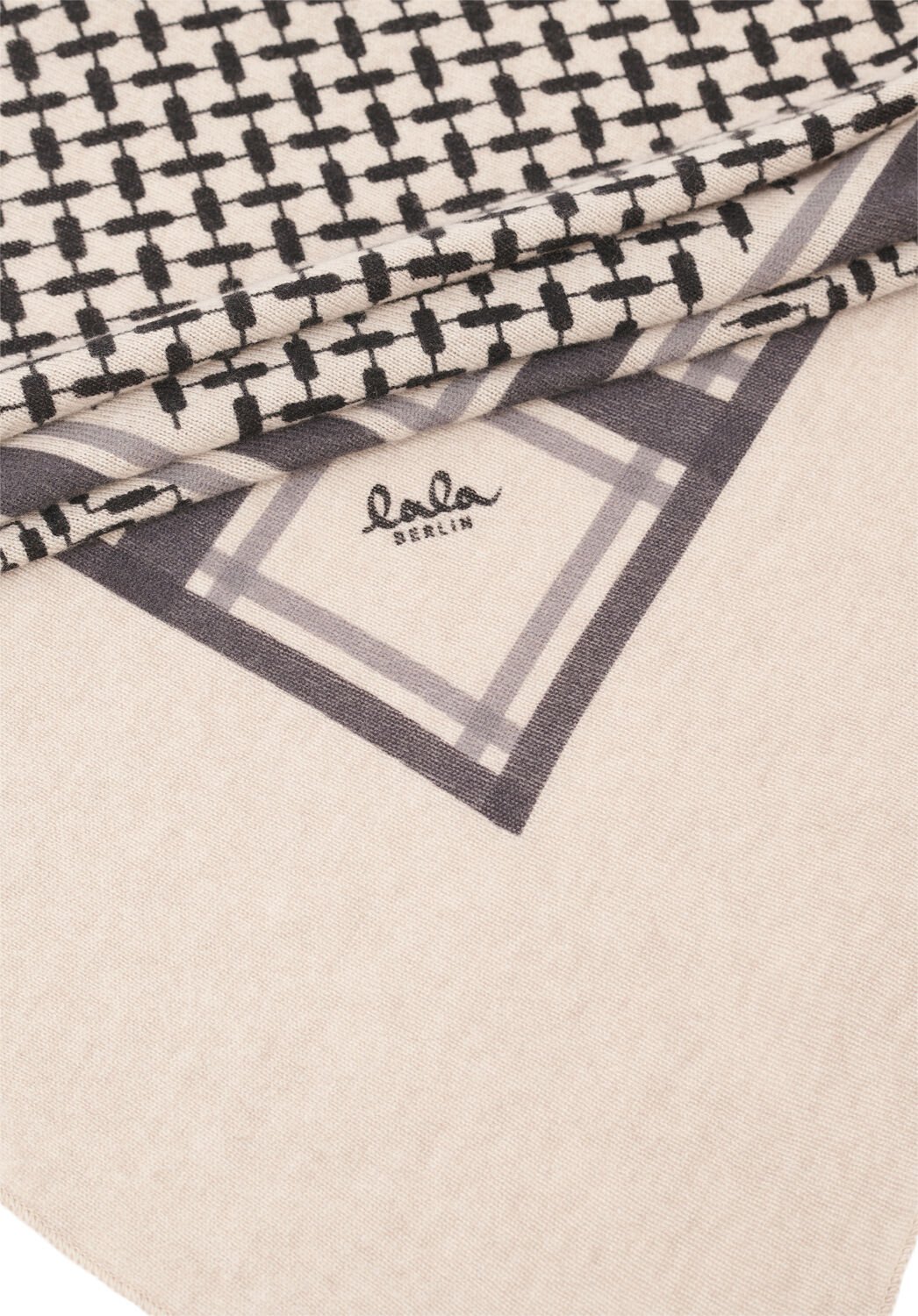 Triangle Trinity Classic L - 100% cashmere