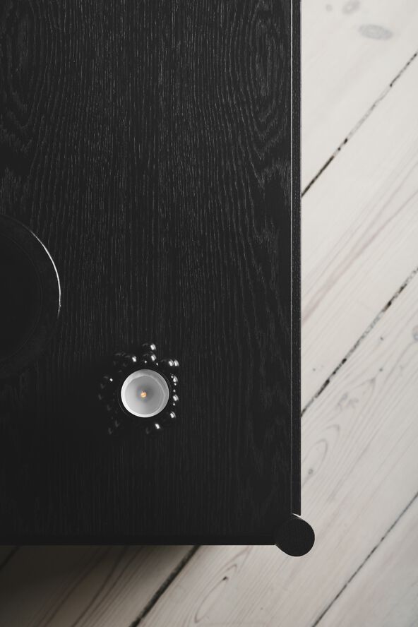 Sceene reol F sort eg