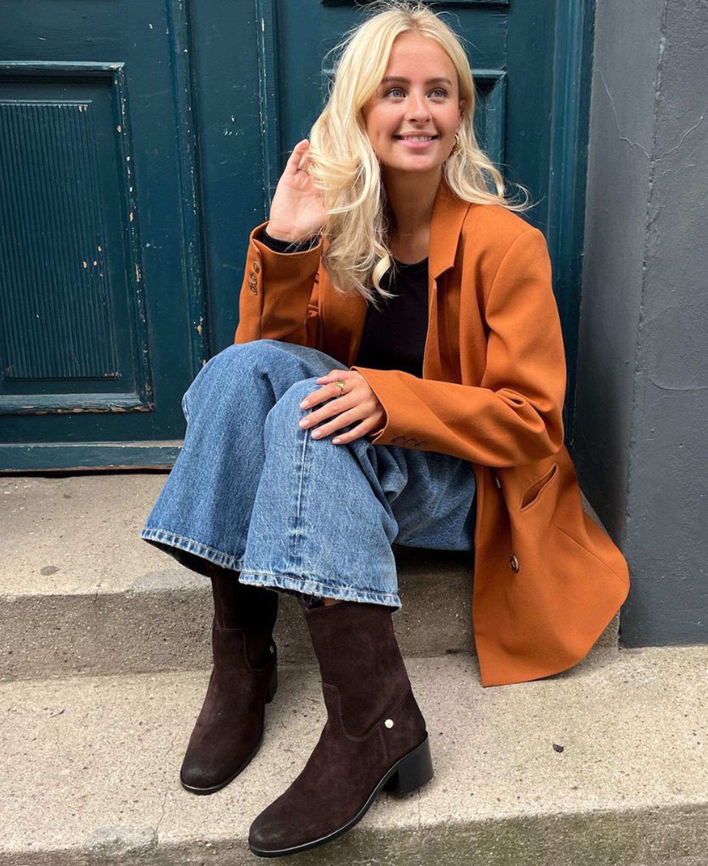 THE REAL WALKING SUEDE