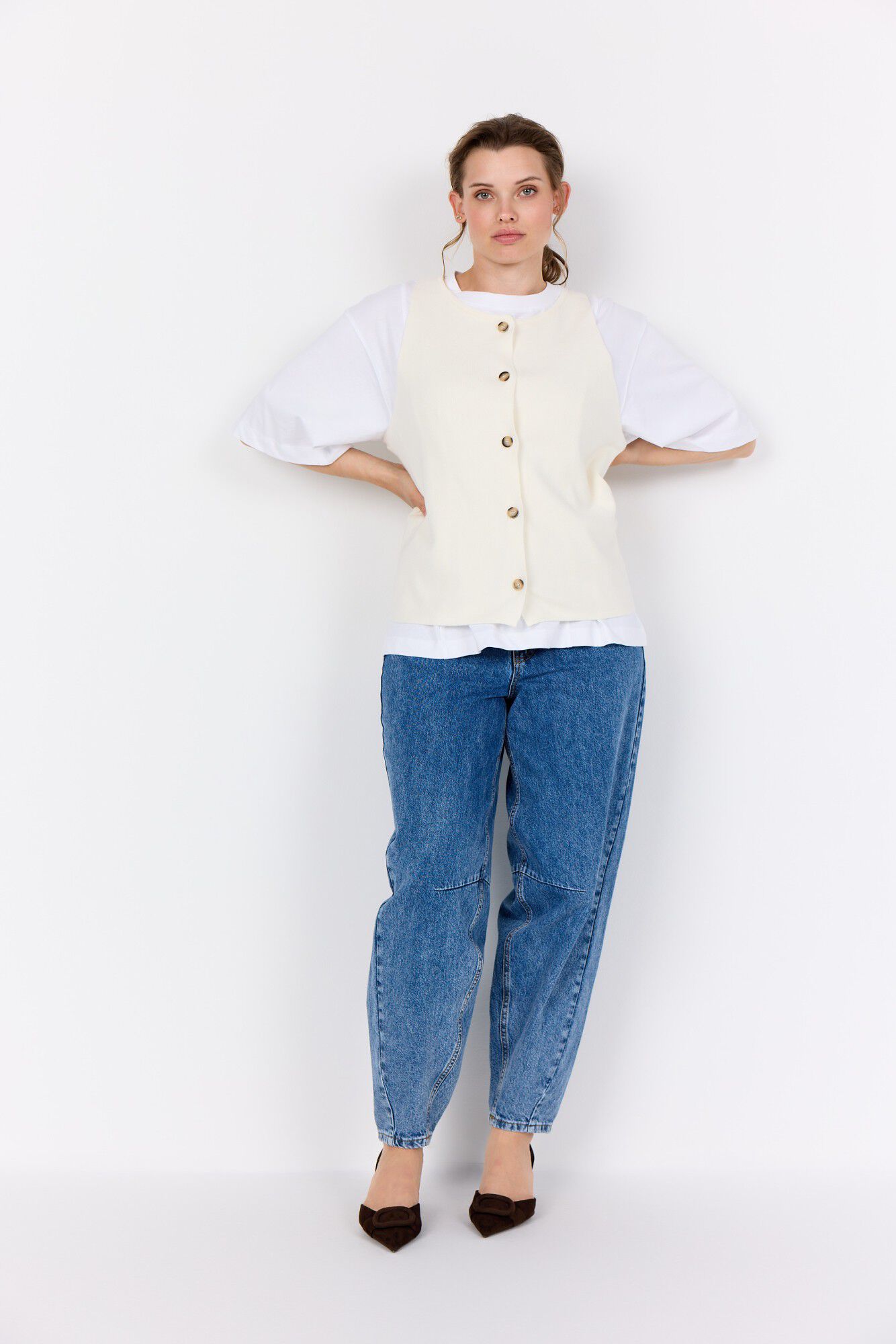 WA-SIKKA 5 Vest Off white