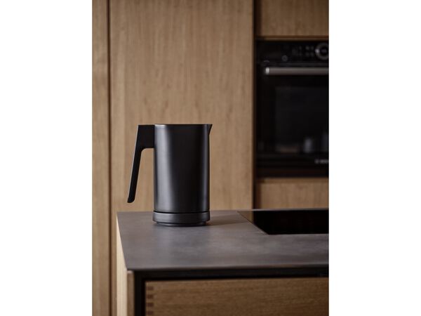 Vannkoker 1,2 liter Black