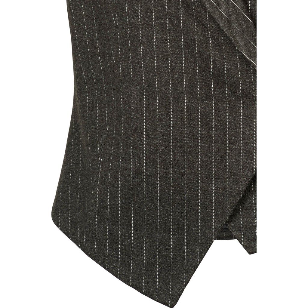 7812RDFNewSolveig vest
