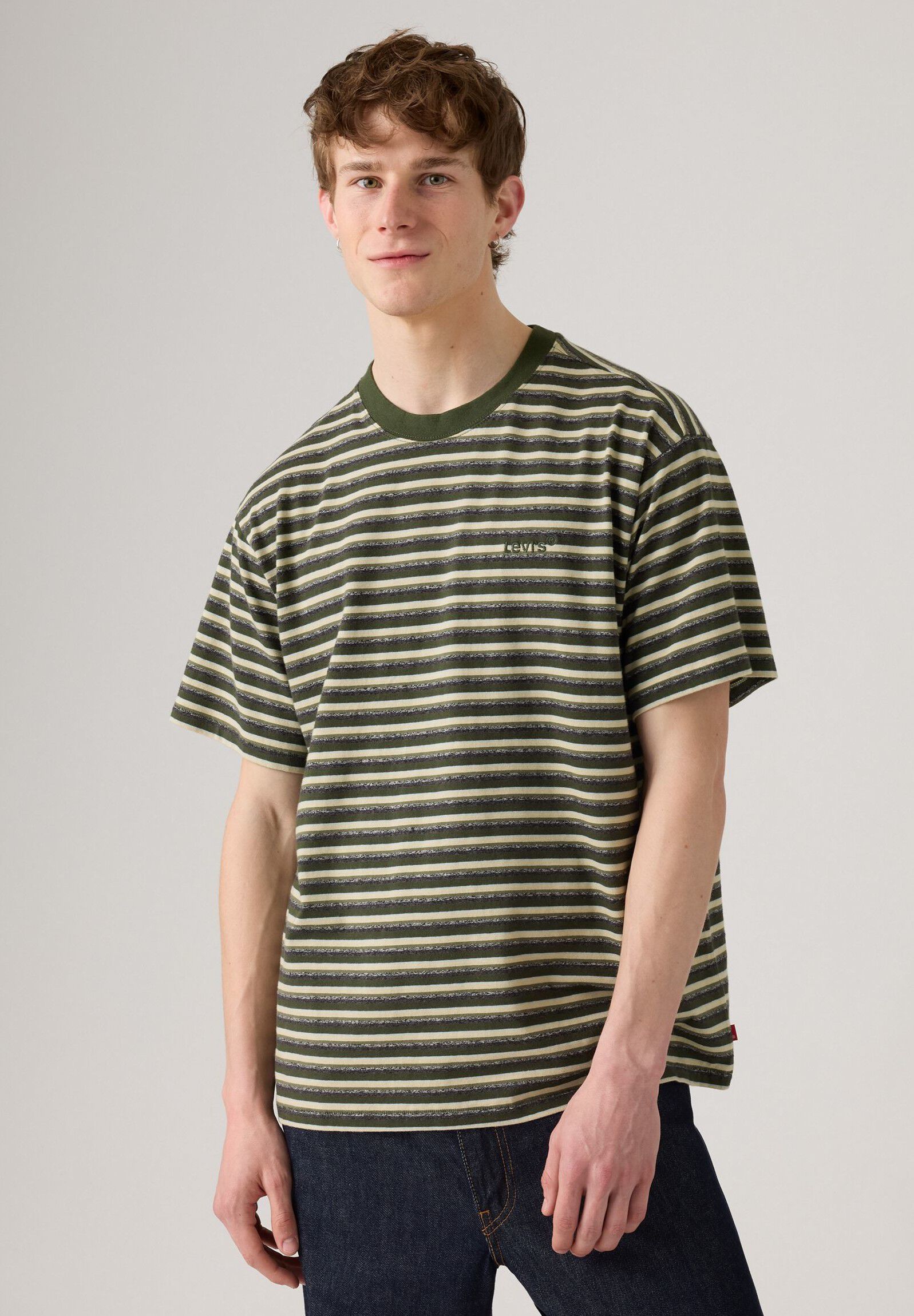 RED TAB VINTAGE TEE WHITAKER S