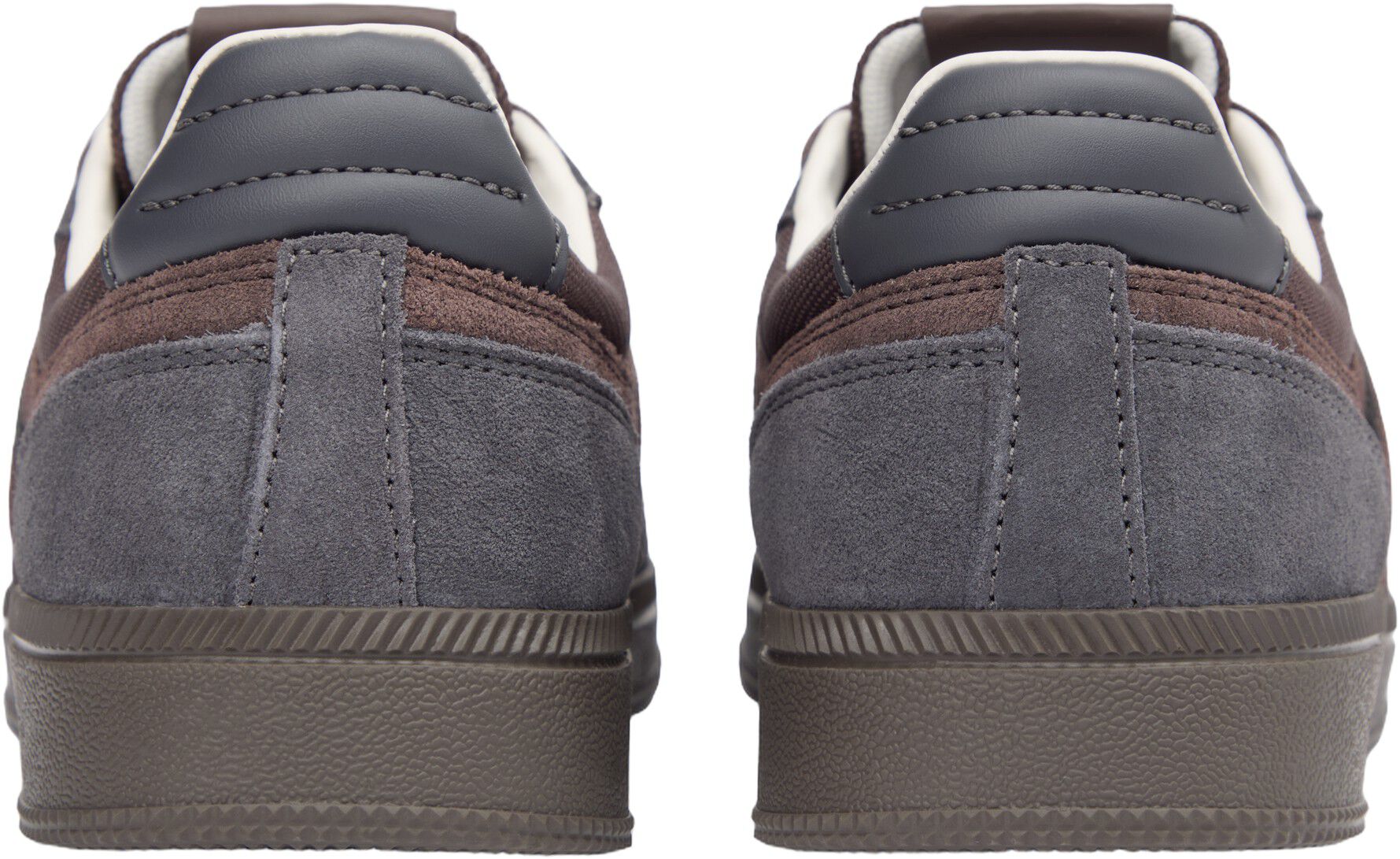 THE GREENWICH EDGE SUEDE