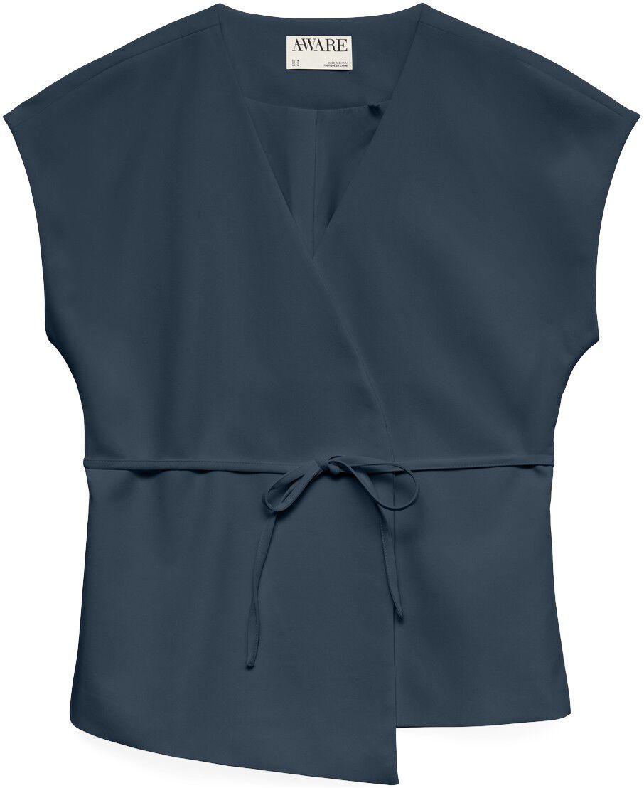 Awvannah V-Neck Midi Waistcoat