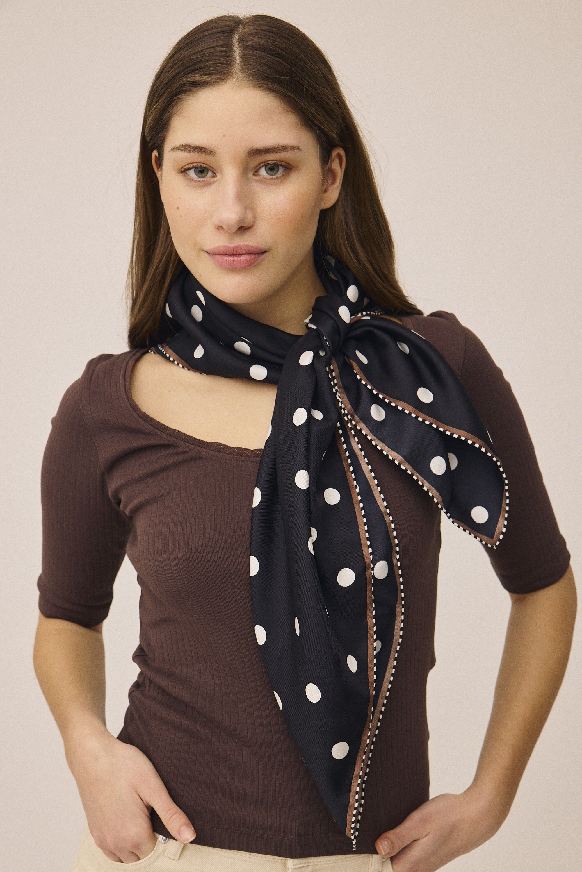 Ira Silk Scarf 83x83 cm