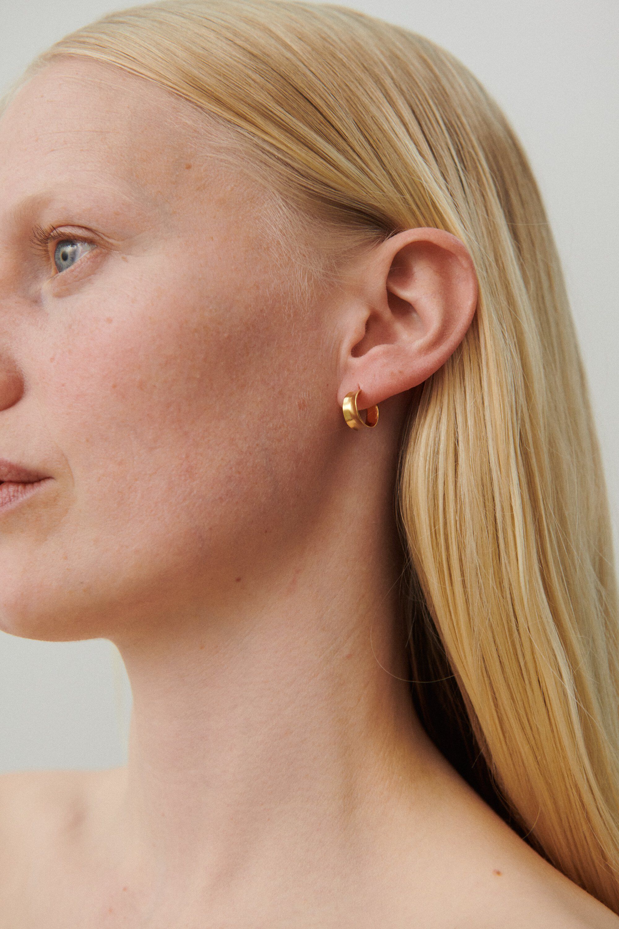 Mini Saga Earrings Size 12 mm