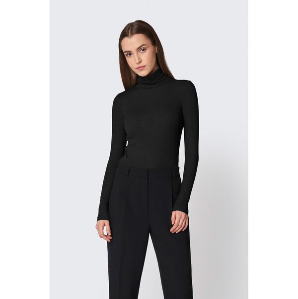 AngelaBB Roll neck