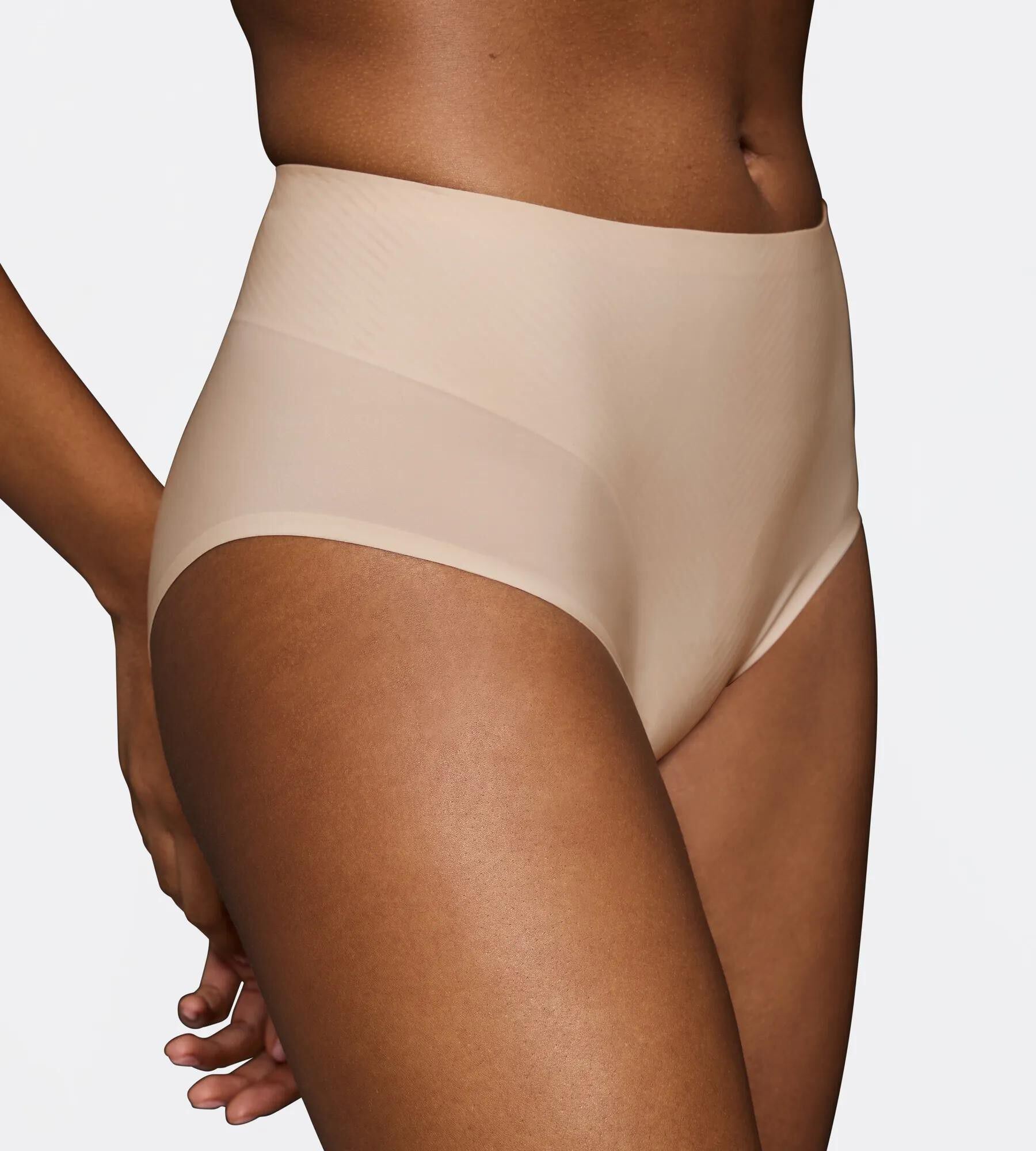 BMU Illusion Curve Maxi