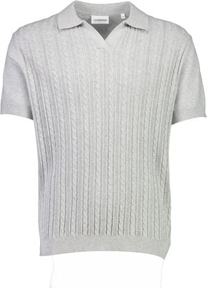 Knitted S/S cable v-neck polo