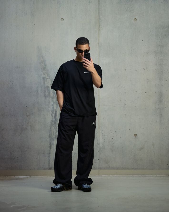 Box fit T-shirt Logo