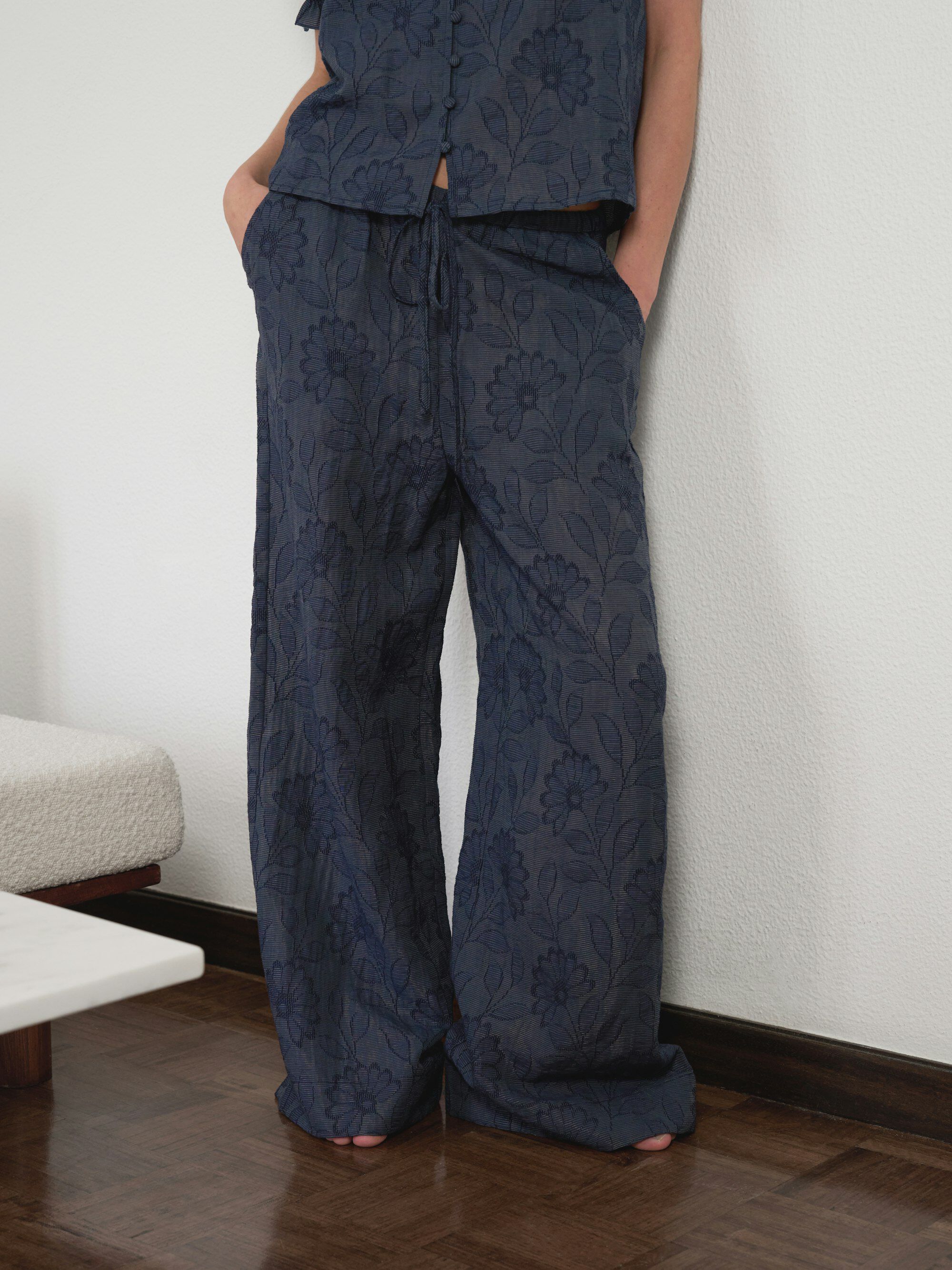 Heifa Flower Stripe Pants