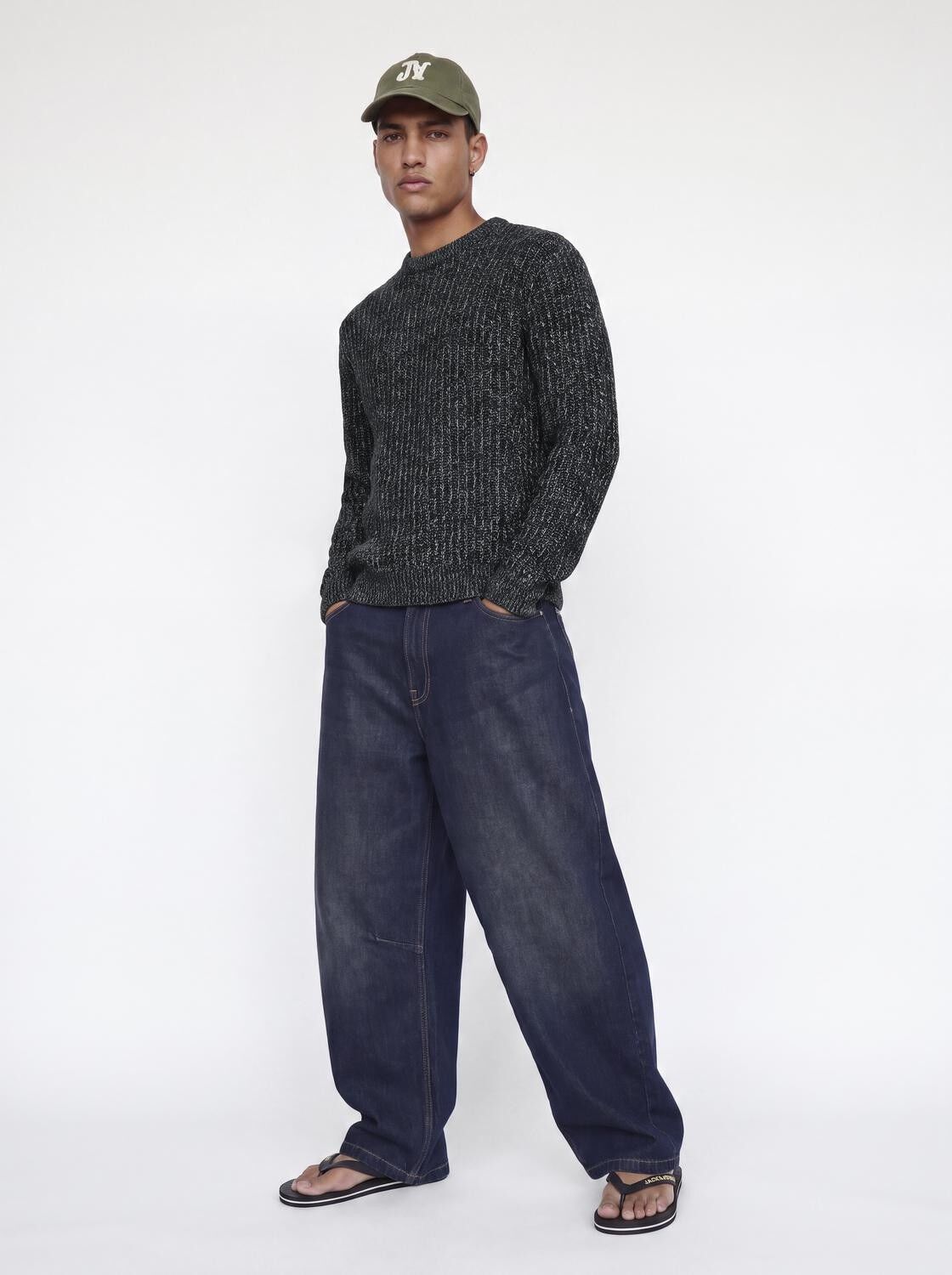 Jjjaxon Knit Crew Neck
