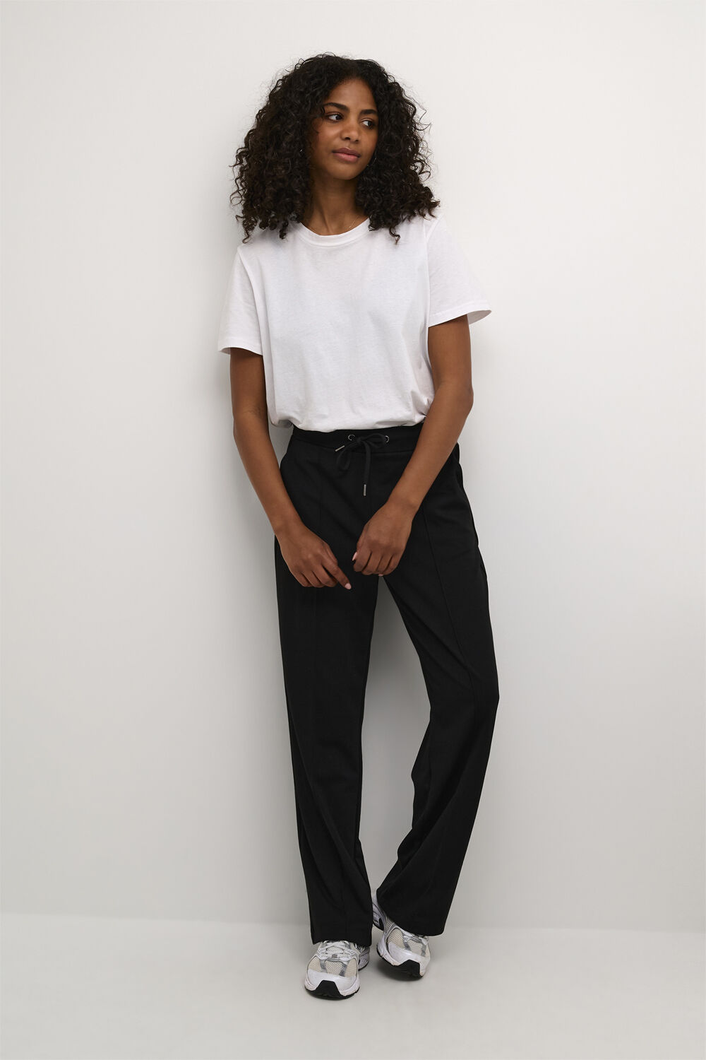 KAjenny Straight Pants