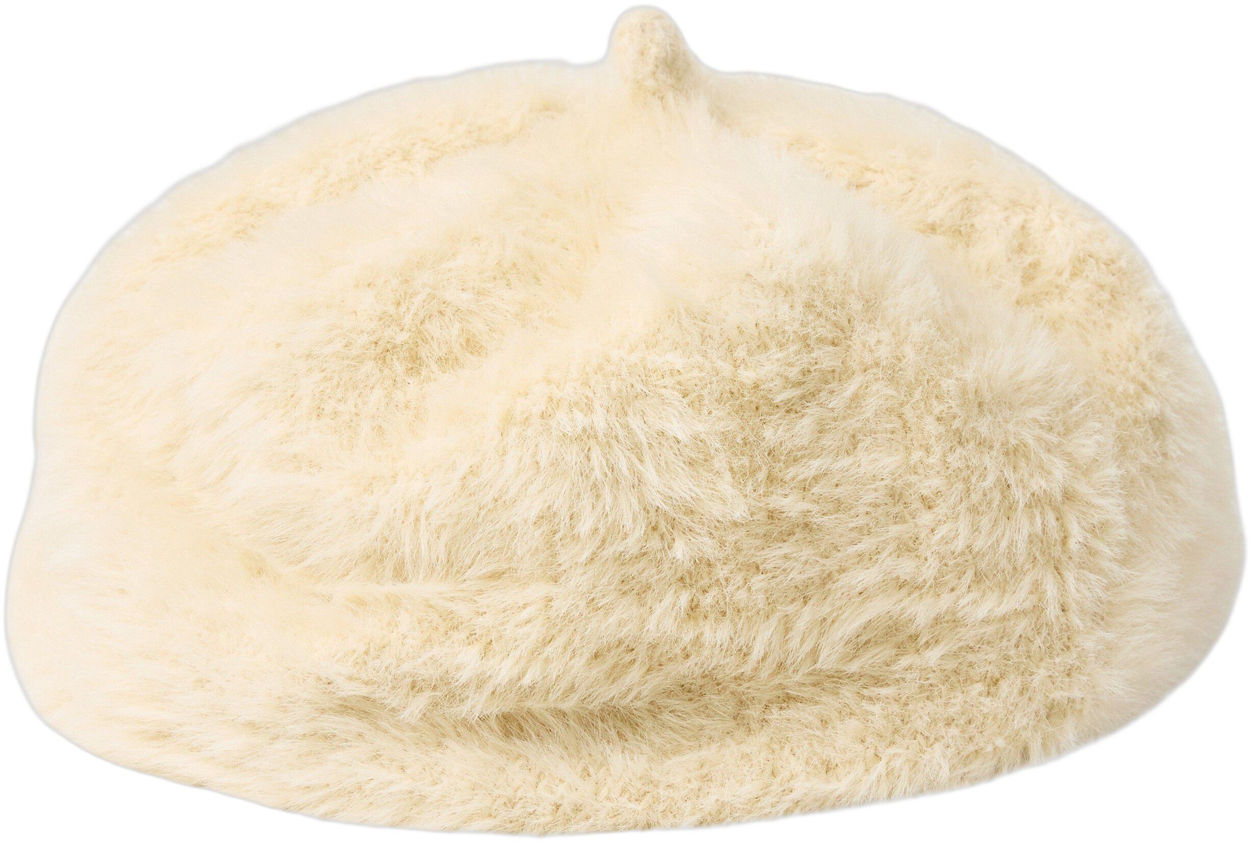 Soft beret in fluffy feather yarn.