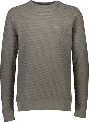 Cable knit jumper