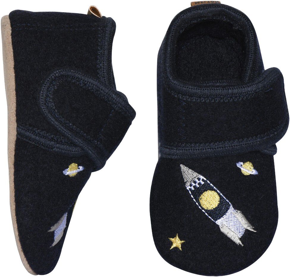 Space wool slippers