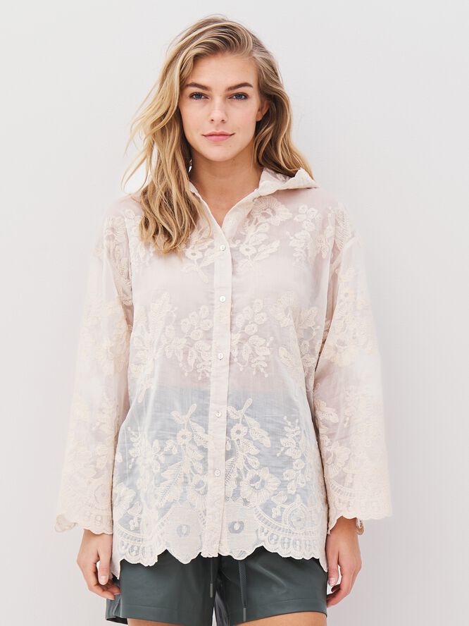Avina Shirt