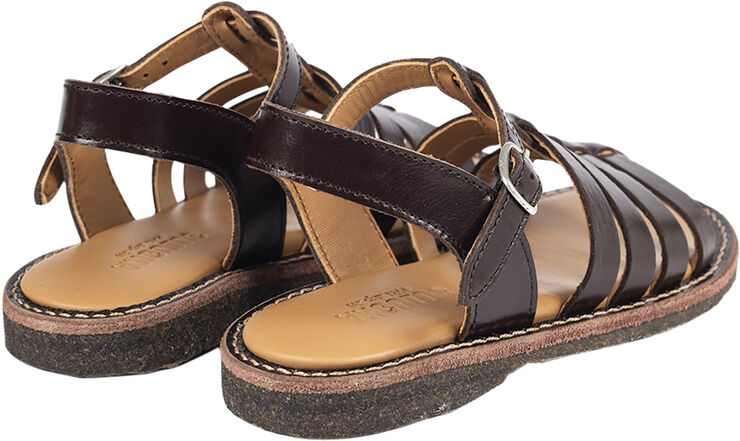 Sandal med åben tå og spændelukning