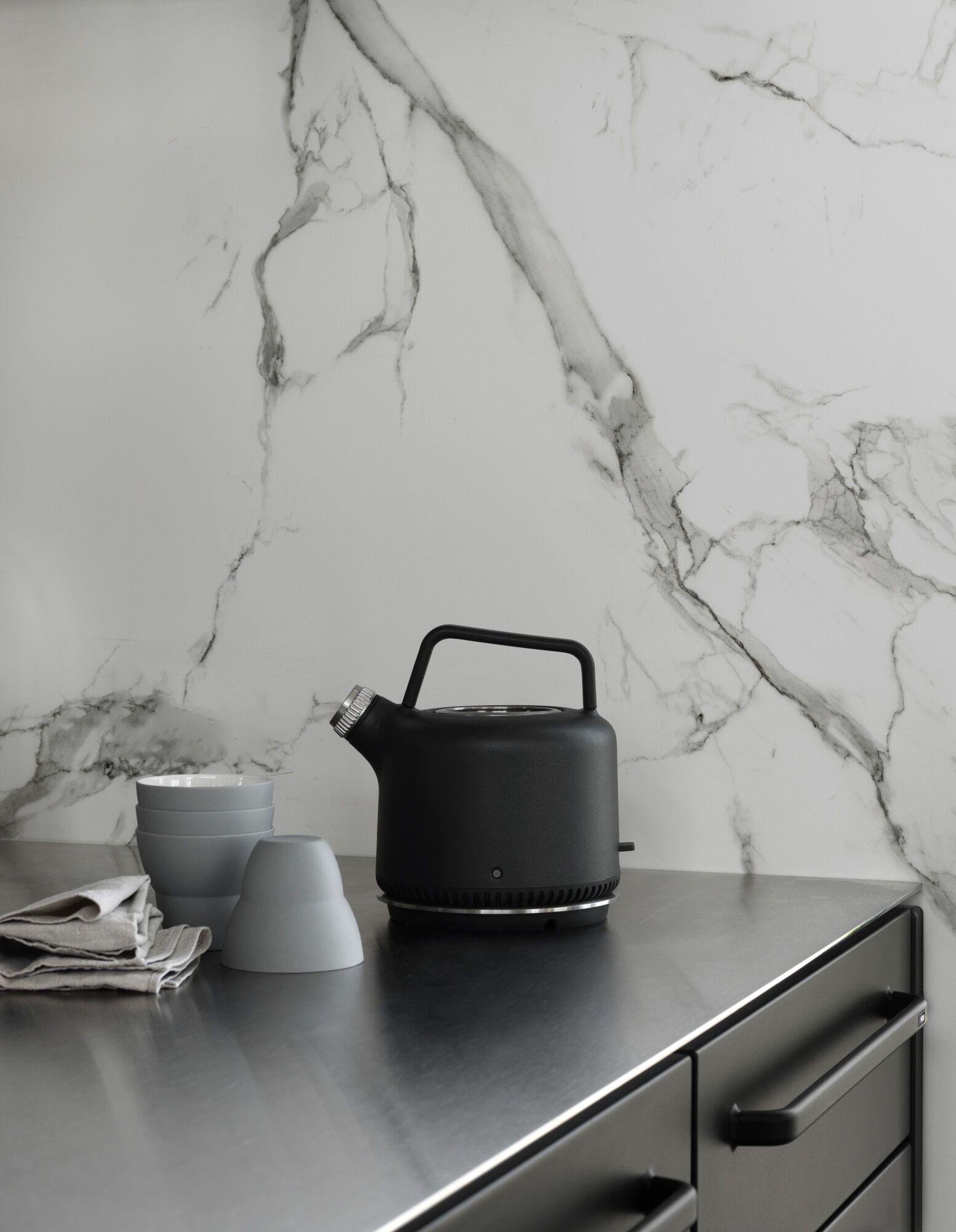 Vipp501 electric kettle