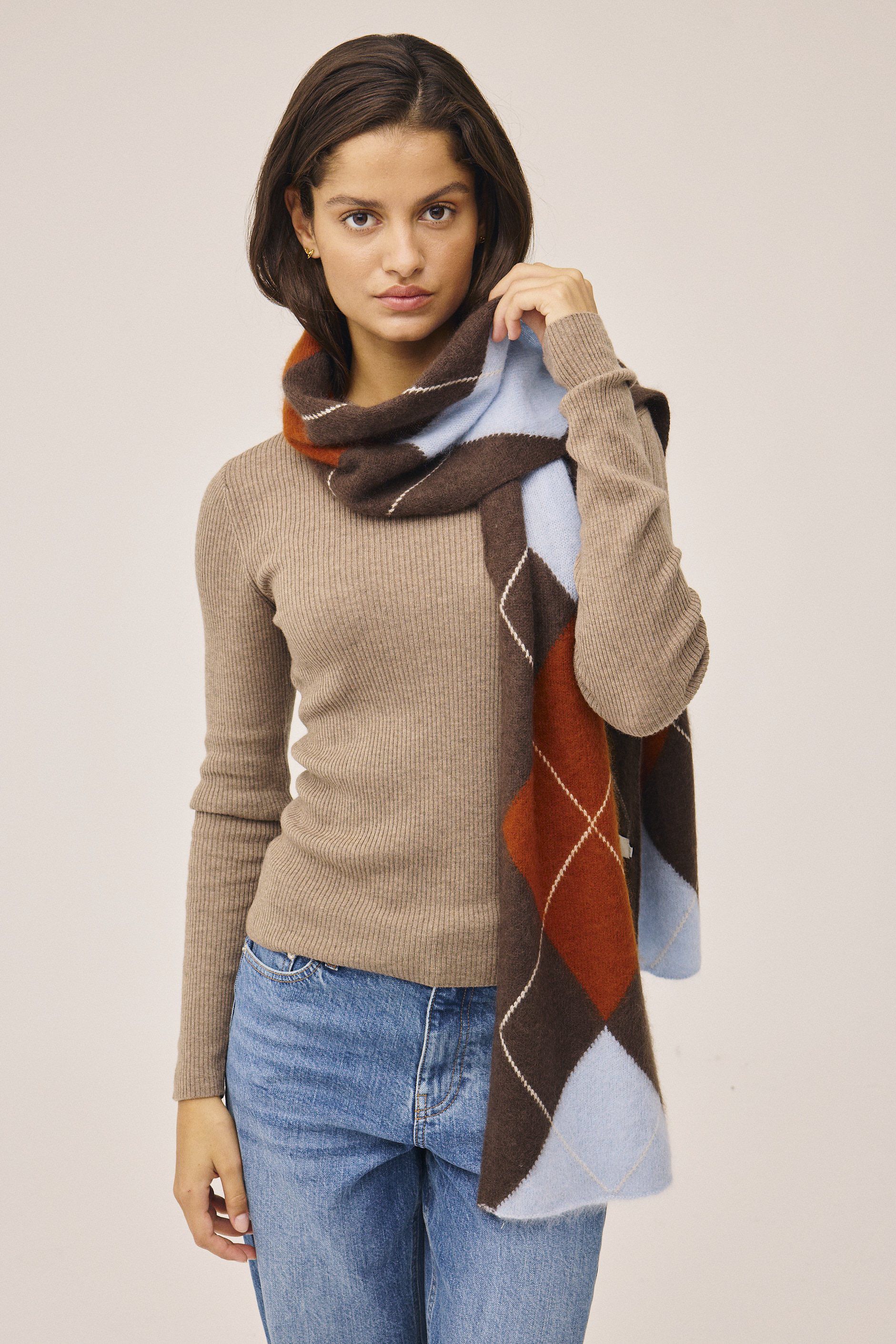 Kathy 7 - 100% Wool RWS
