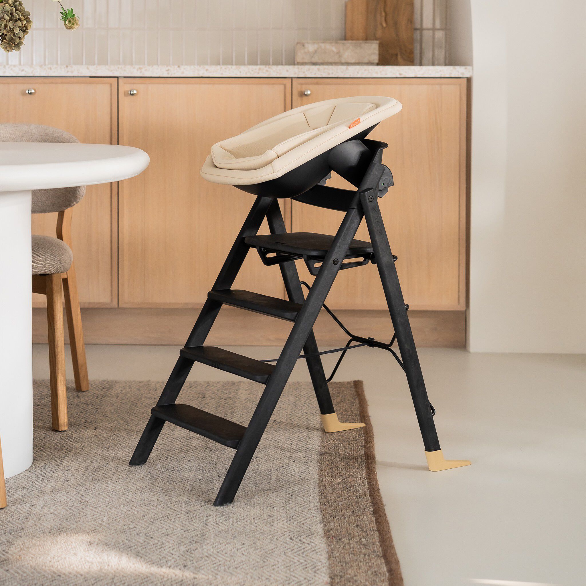 KAOS KLAPP&reg; Newborn Seat