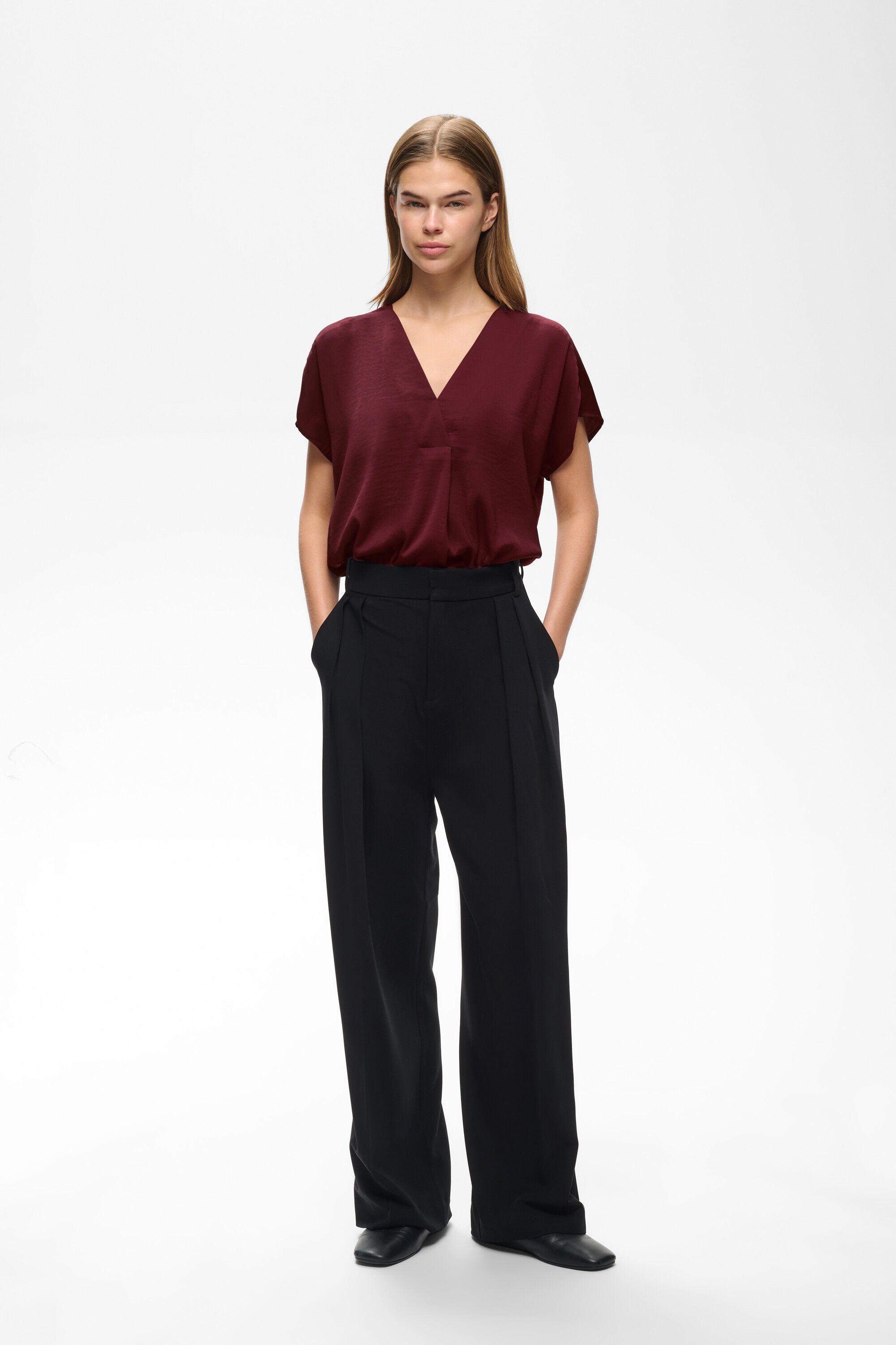 RindaIW Top