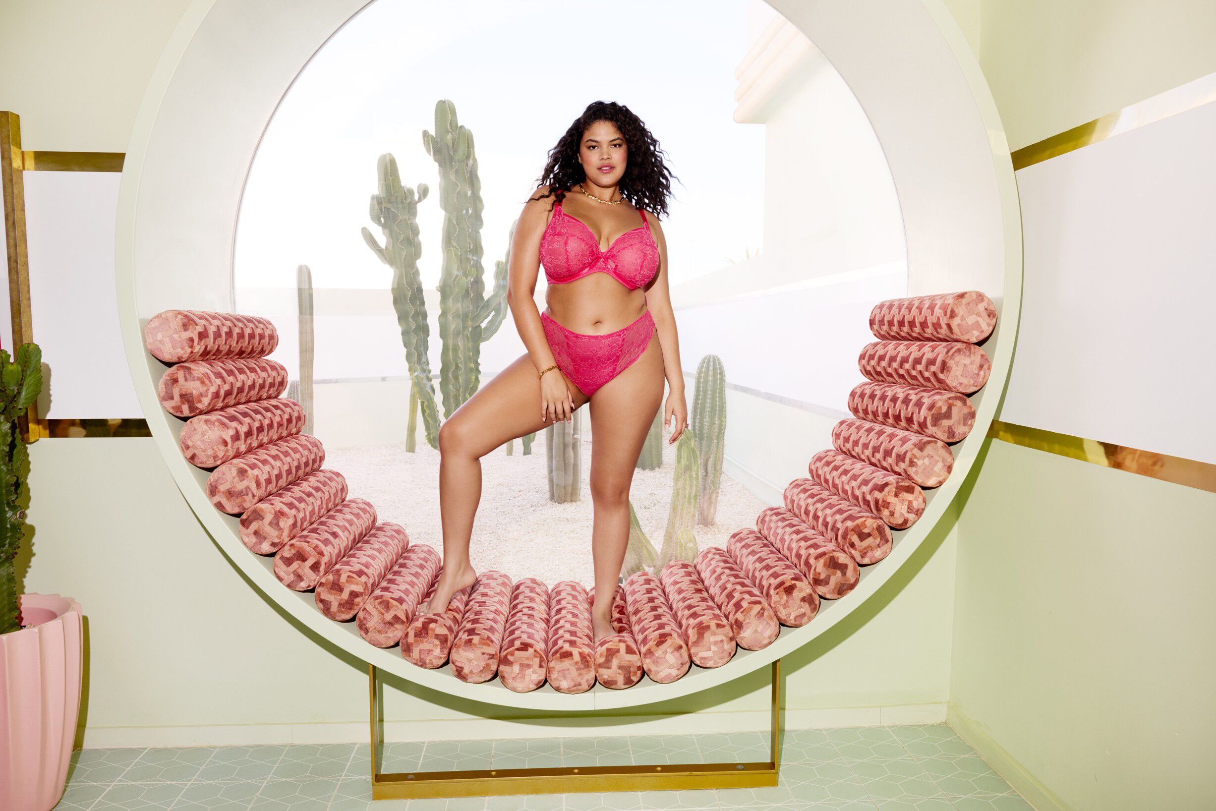 DARCIE UW PLUNGE BRA