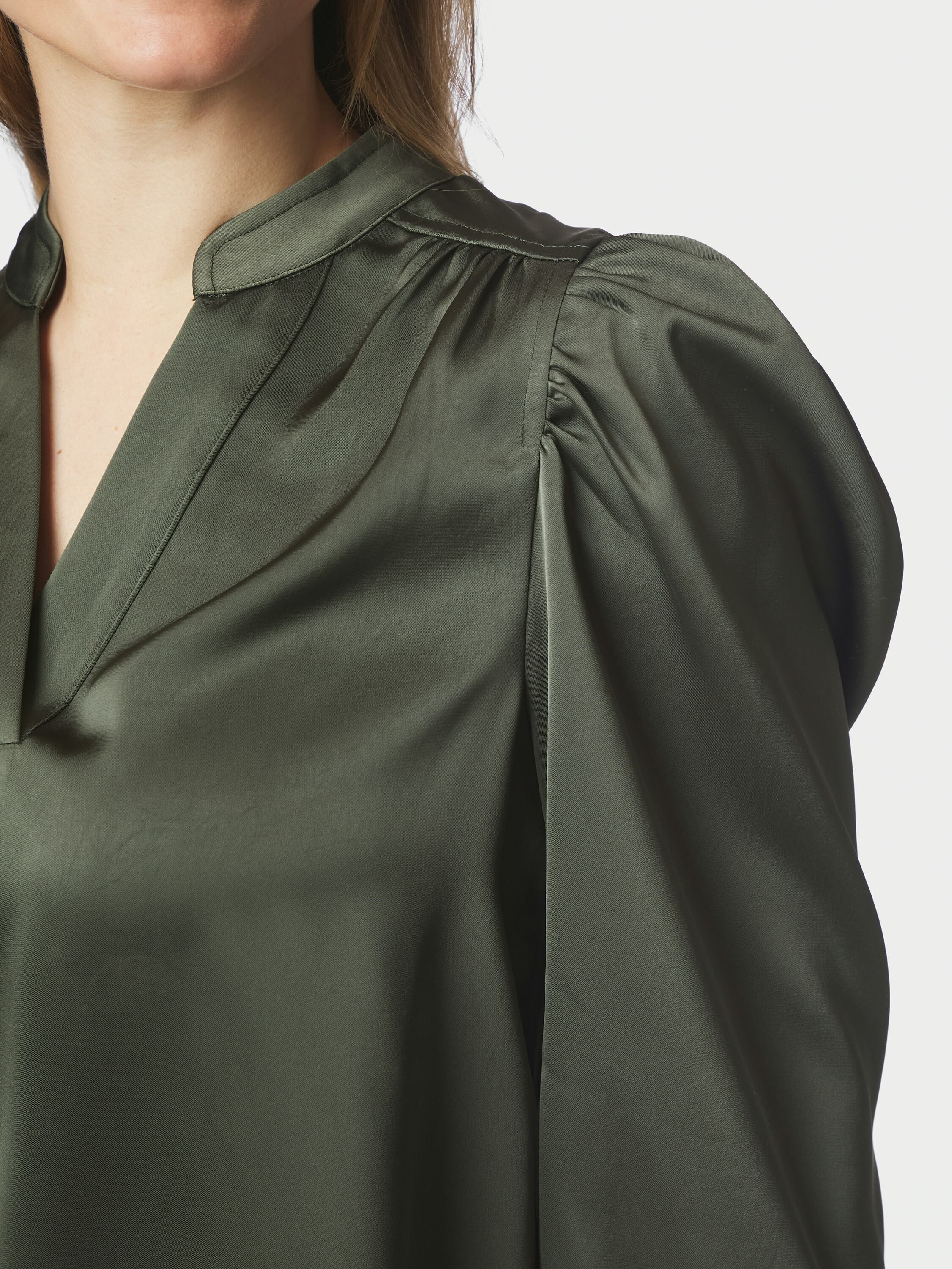Rosslyn Heavy Sateen Bluse