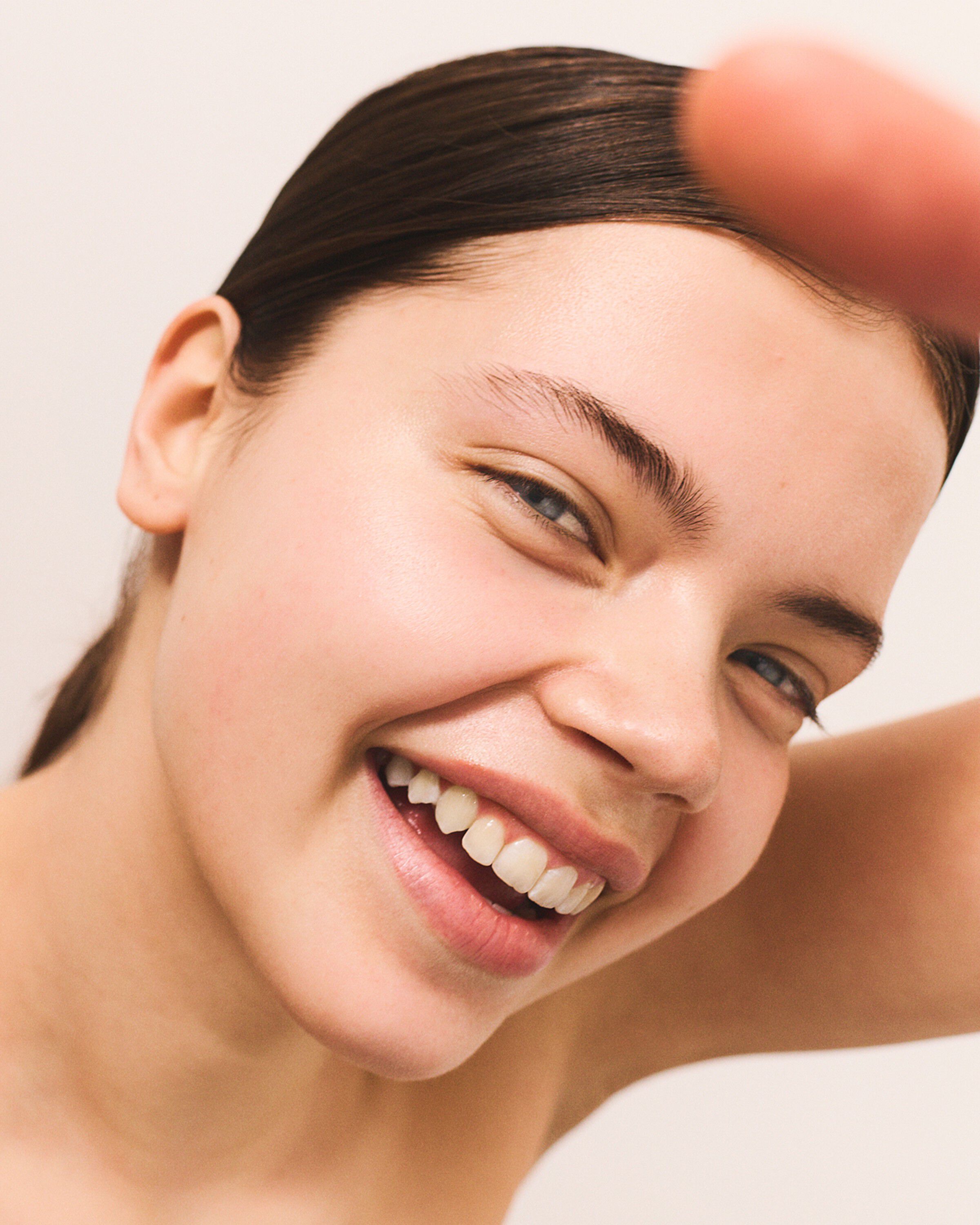 Skin Light - Natural Liquid Concealer