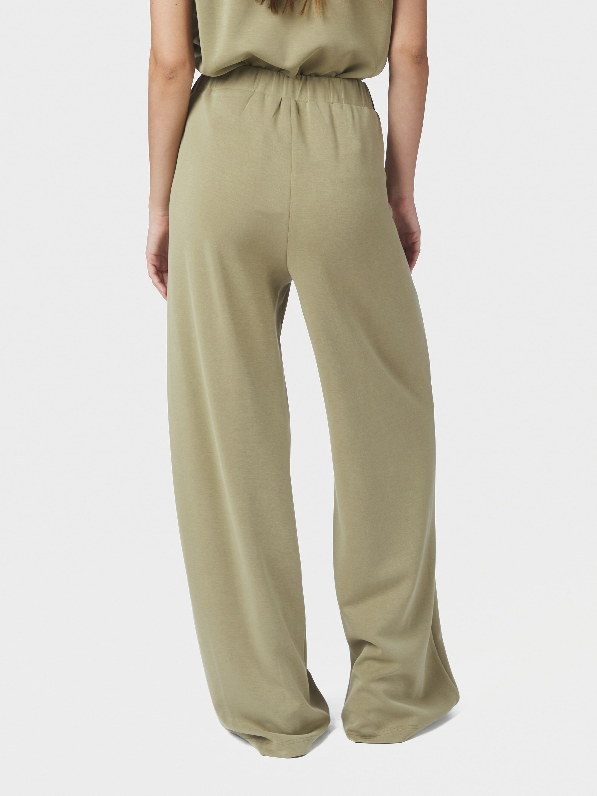Isark Soft Pants